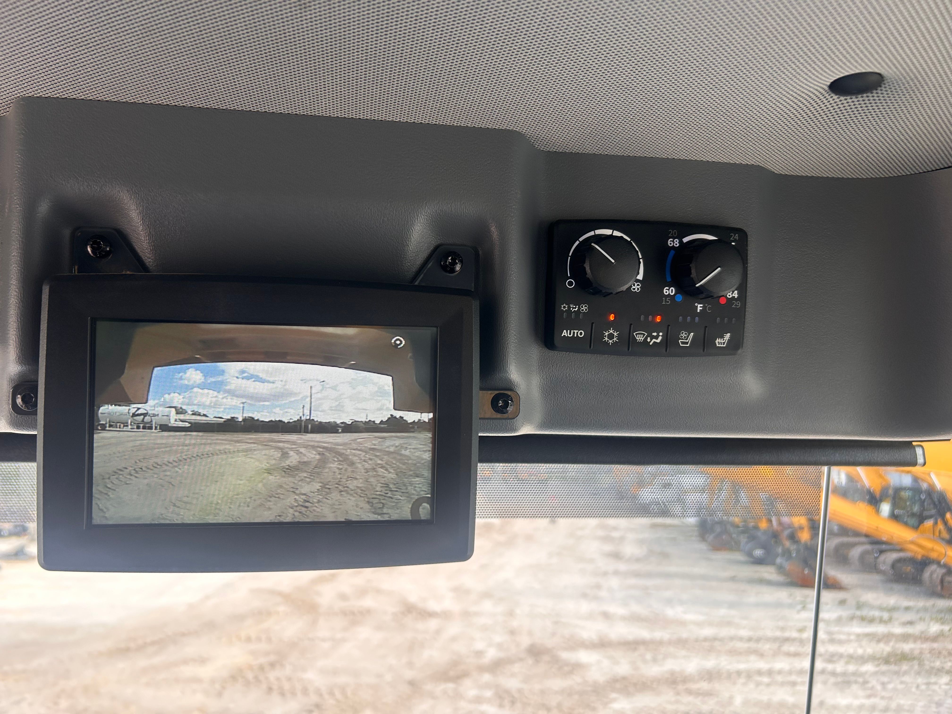 2024 JOHN DEERE 310P Photo 9 Thumbnail