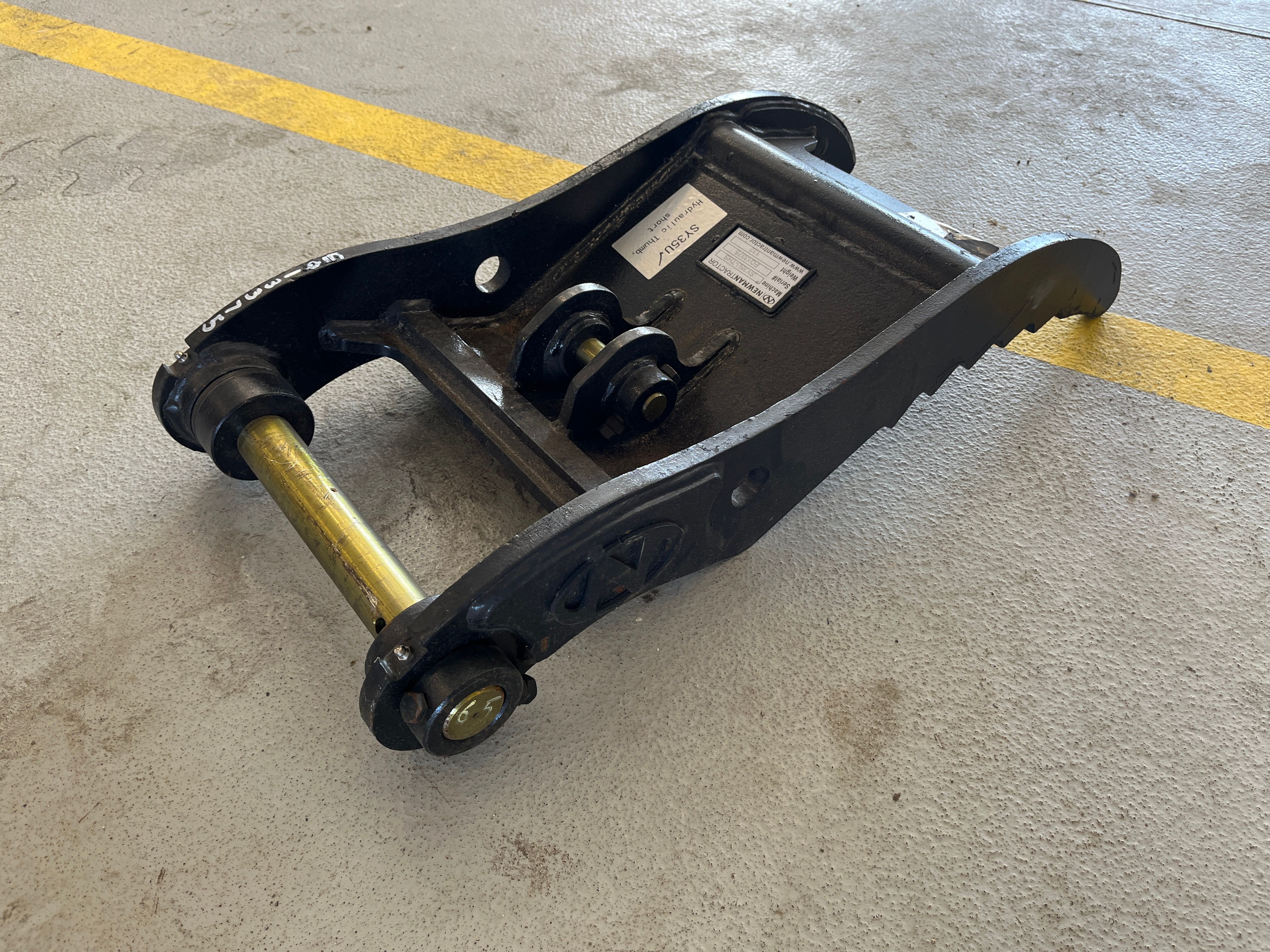 THS THUMB SHORT (NO QUICK COUPLER) FOR SY35U Photo 3 Thumbnail