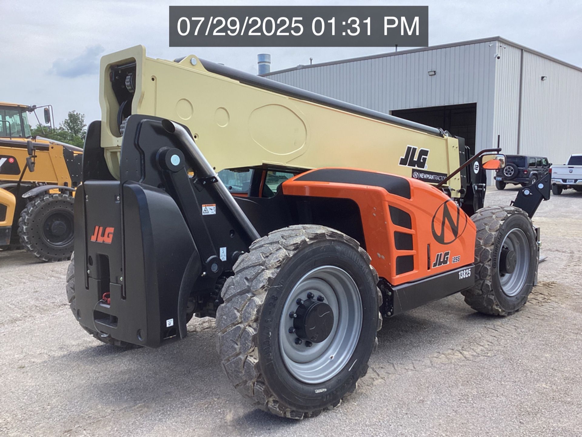 2025 JLG 1255 Photo 3 Thumbnail