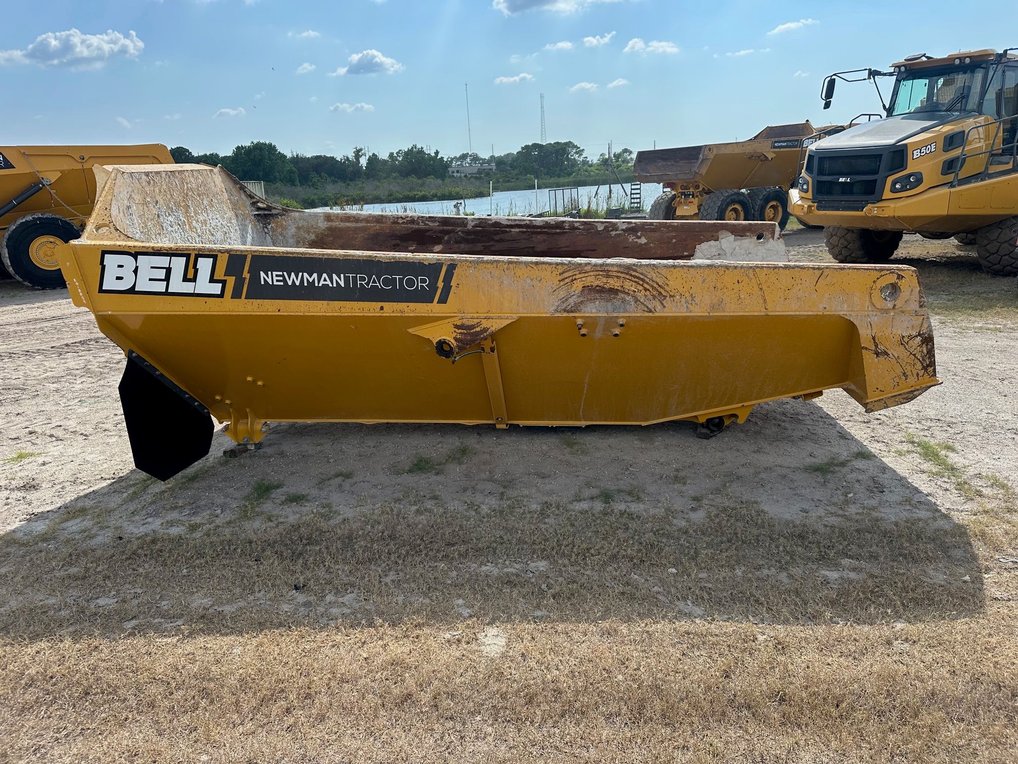 BELL B30E OFFROAD TRUCK BED Photo 5 Thumbnail