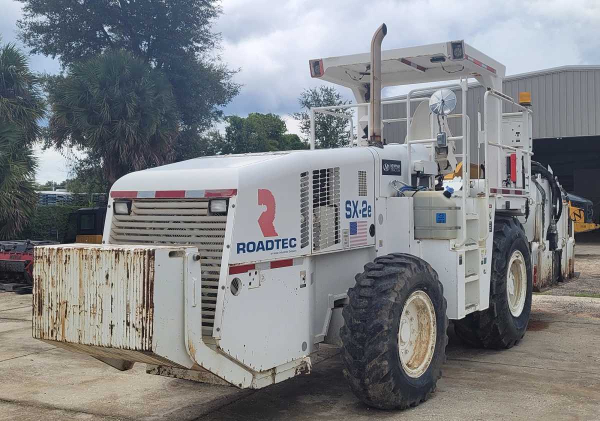 2015 ROADTEC SOIL STABILIZER Photo 1