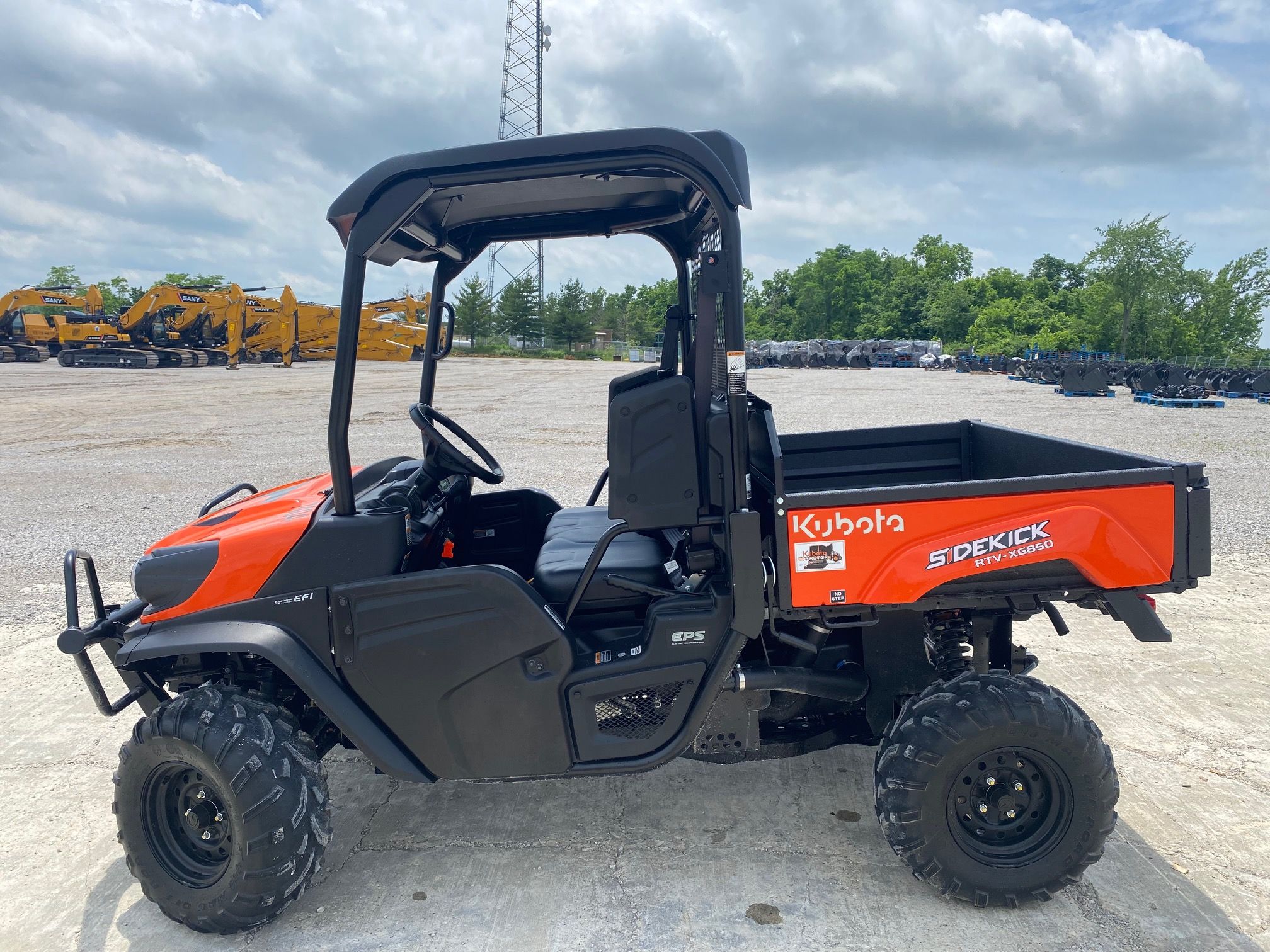 2022 KUBOTA RTVXG850 Photo 2 Thumbnail