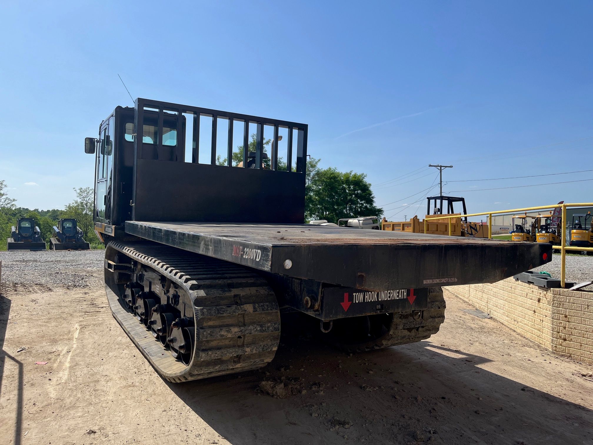 2018 MOROOKA MST 2200VD Photo 2 Thumbnail