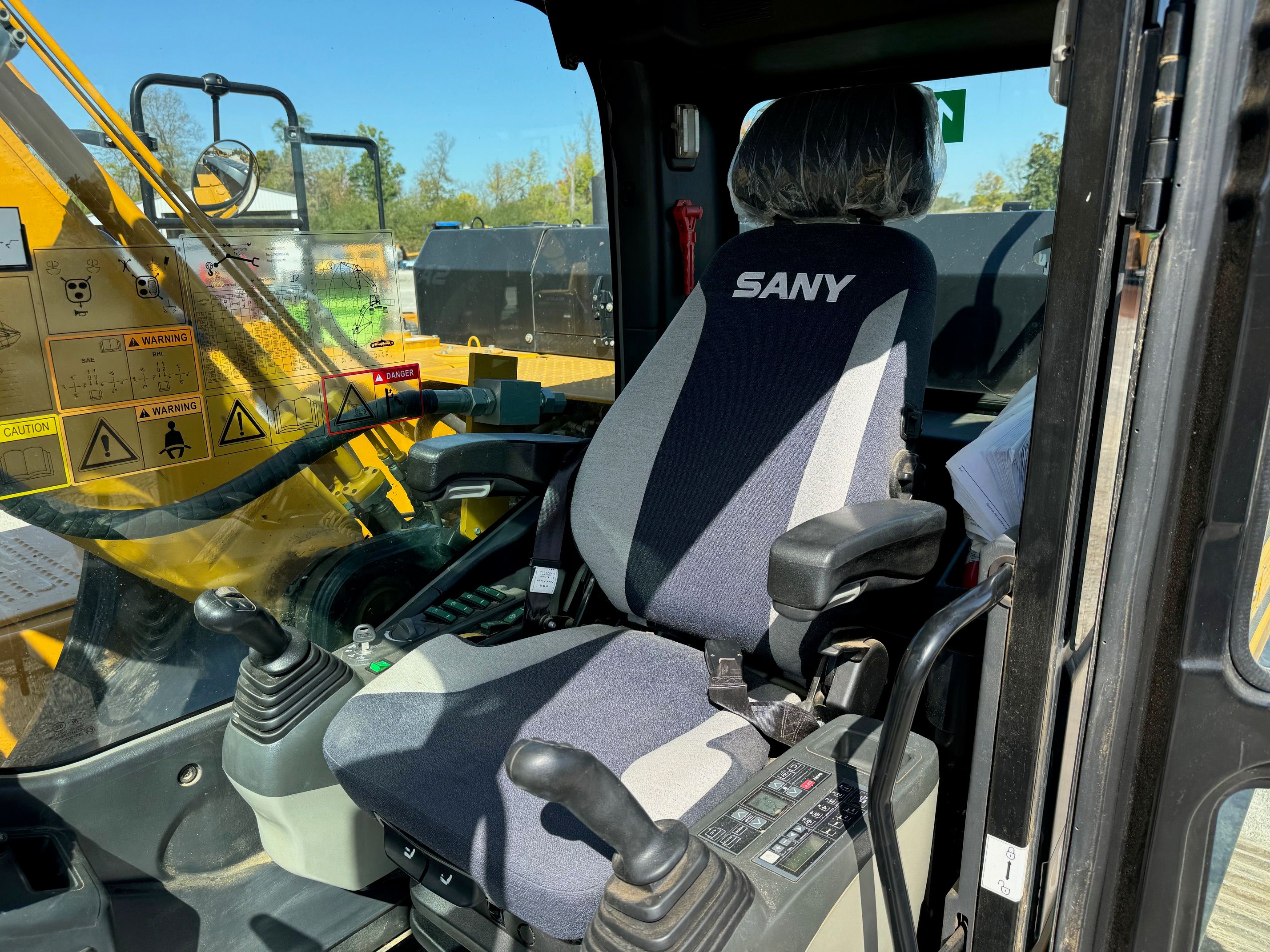 2021 SANY SY265C Photo 9 Thumbnail