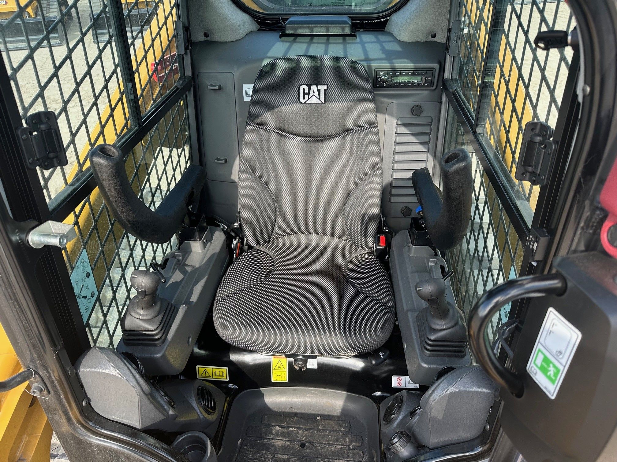 2024 CAT 299D3 Photo 7 Thumbnail