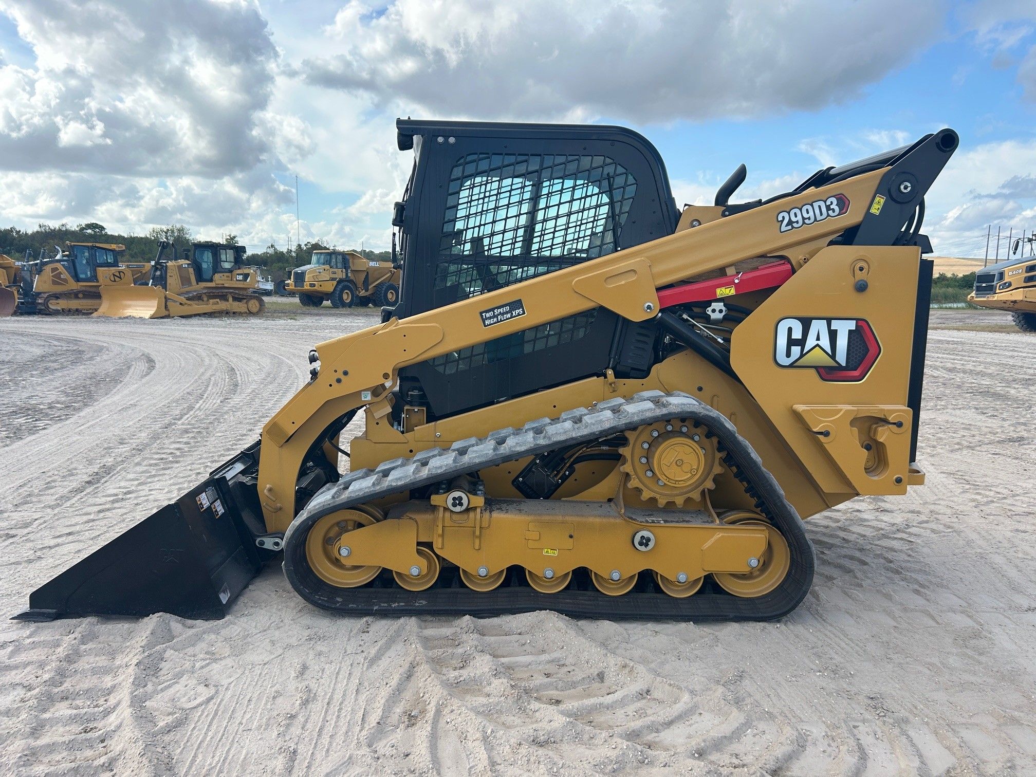 2024 CAT 299D3 Photo 2 Thumbnail