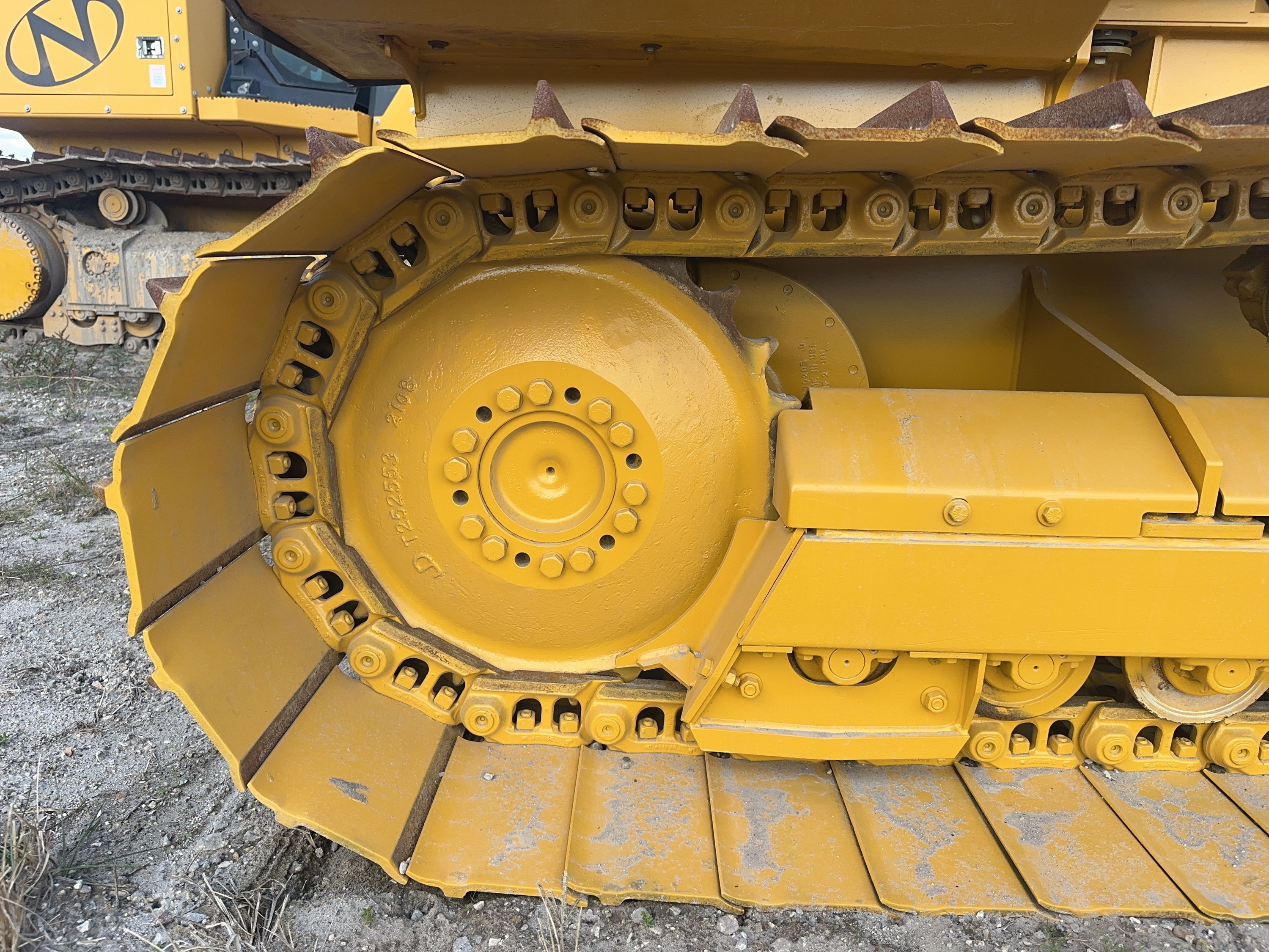 2023 JOHN DEERE 650 P-TIER Photo 17 Thumbnail