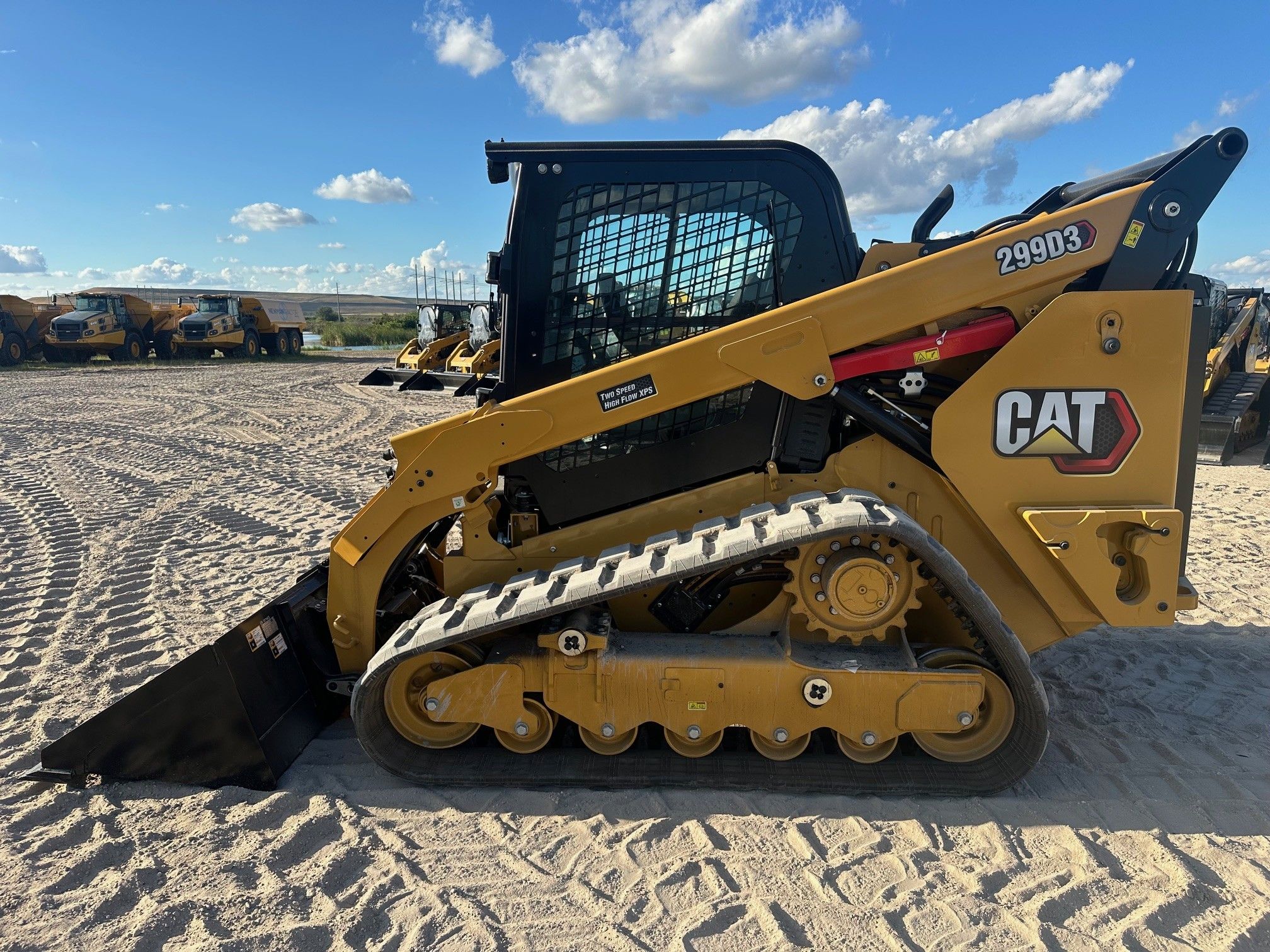 2024 CAT 299D3 Photo 2 Thumbnail