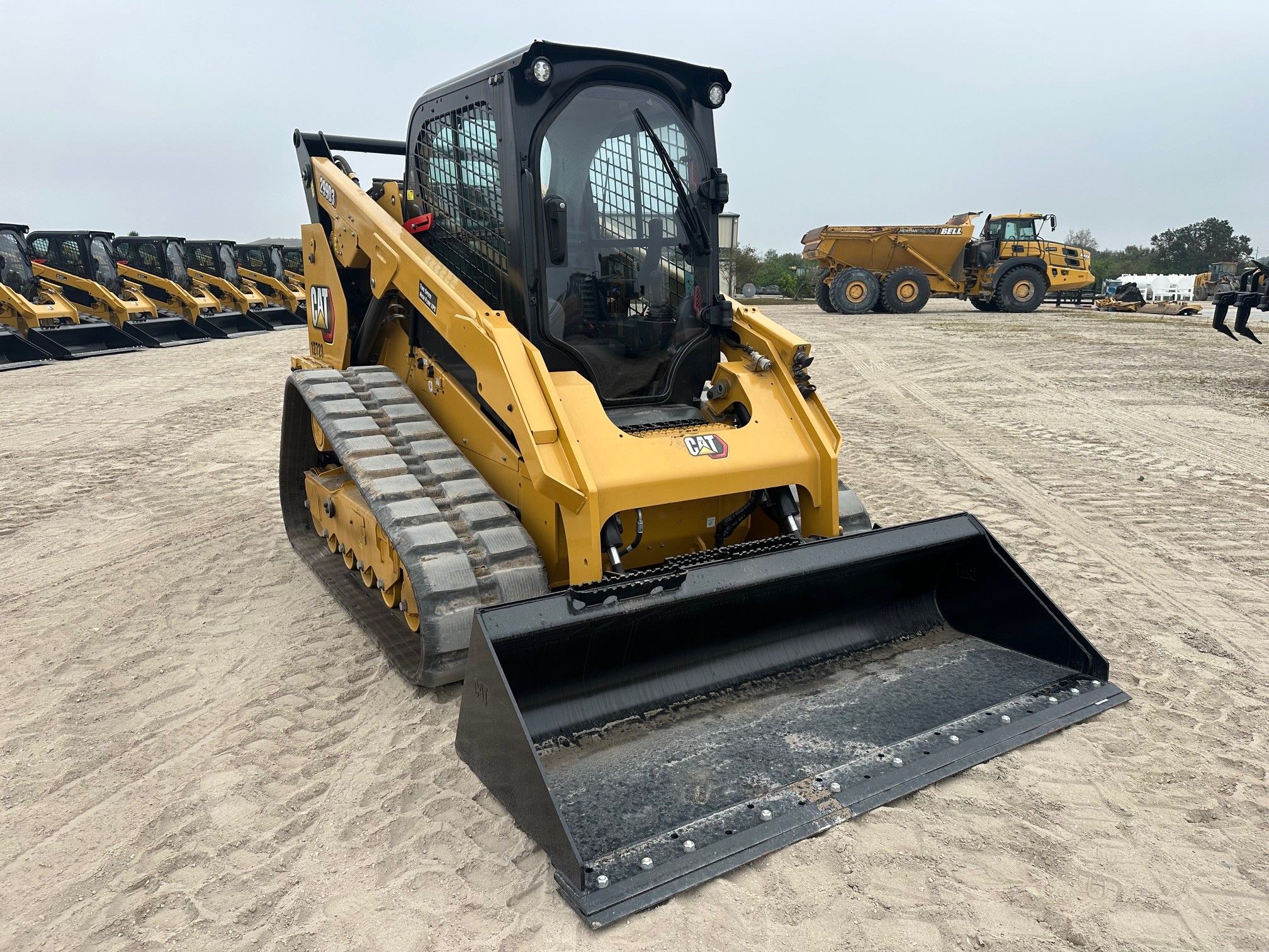 2024 CAT 299D3 Photo 5 Thumbnail