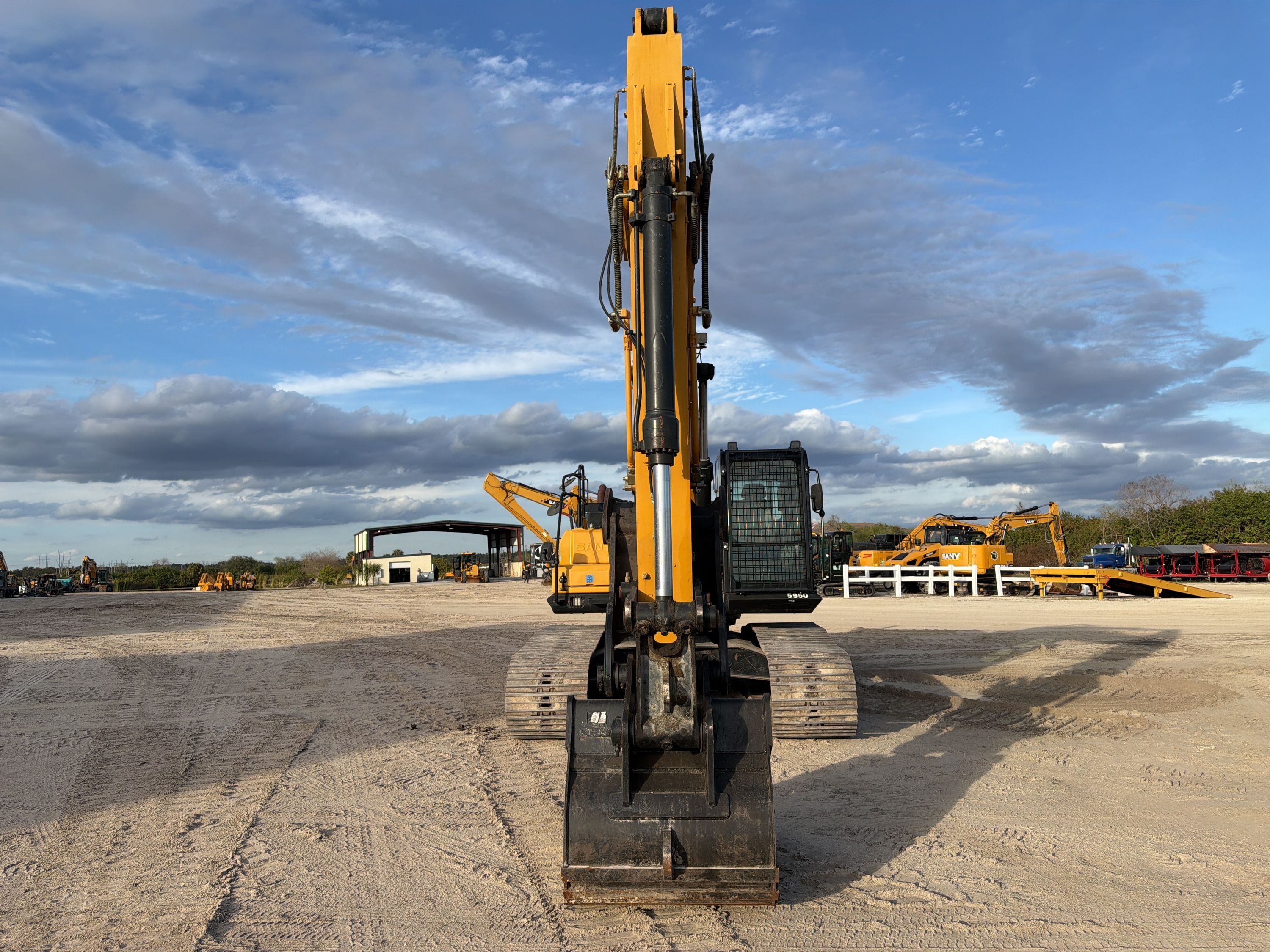 Equipment Photo - EQ5950 Thumbnail