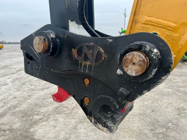 HYDRAULIC QUICK COUPLER FOR SY365C Photo 4 Thumbnail