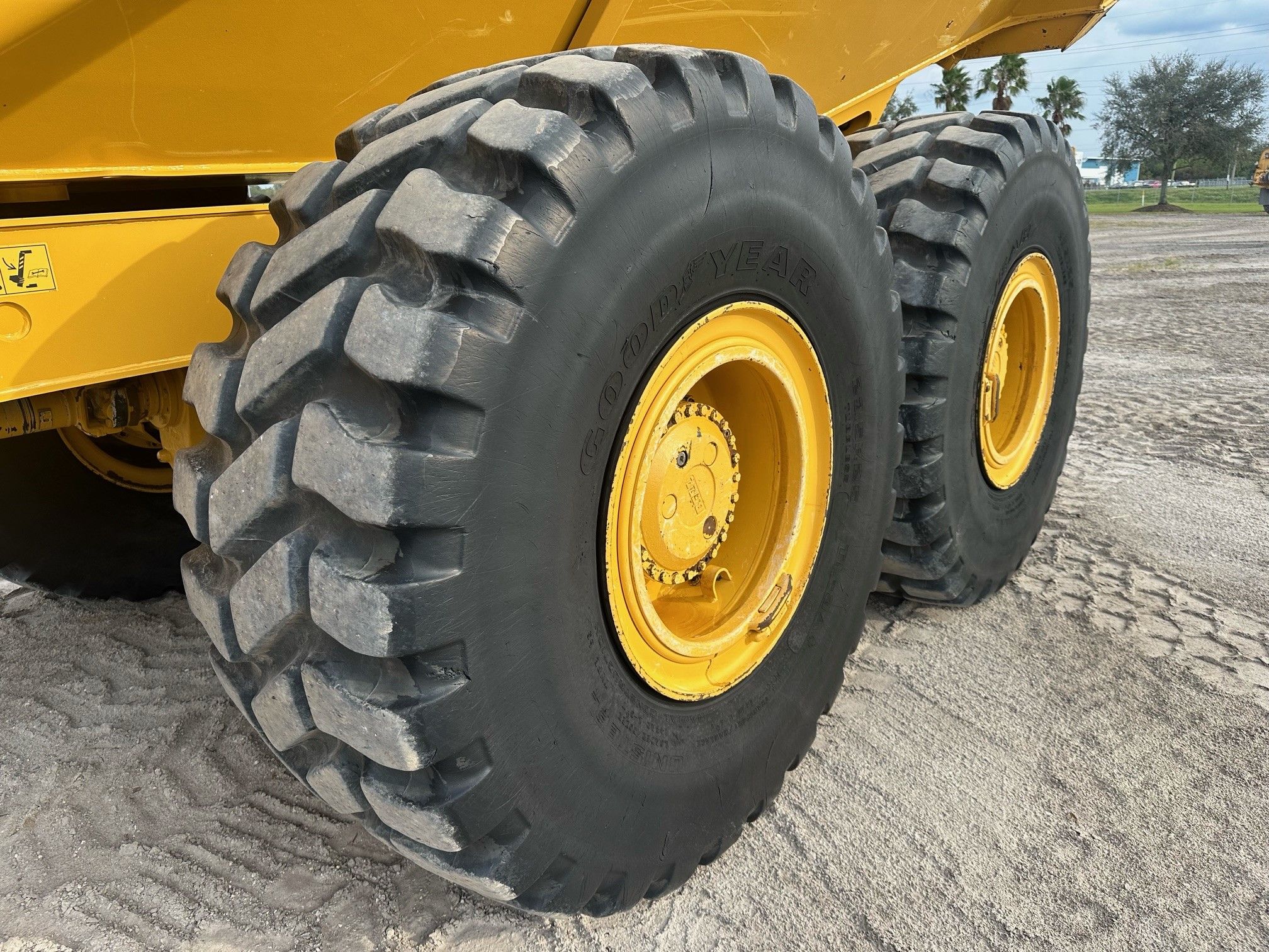 2020 BELL B30E Photo 12 Thumbnail