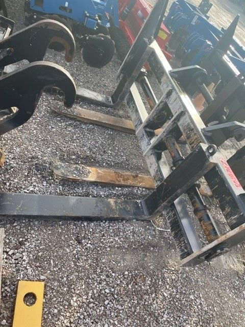 60" FORKS FOR JRB418 COUPLER Photo 2 Thumbnail
