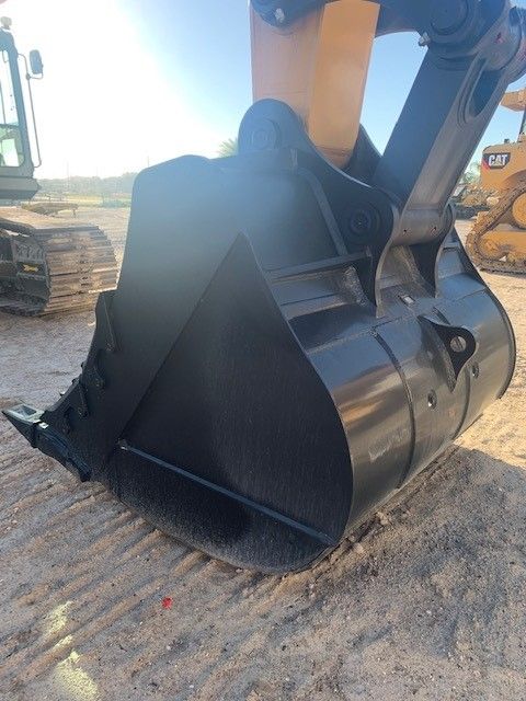 72" BUCKET FOR SY500H Photo 1 Thumbnail