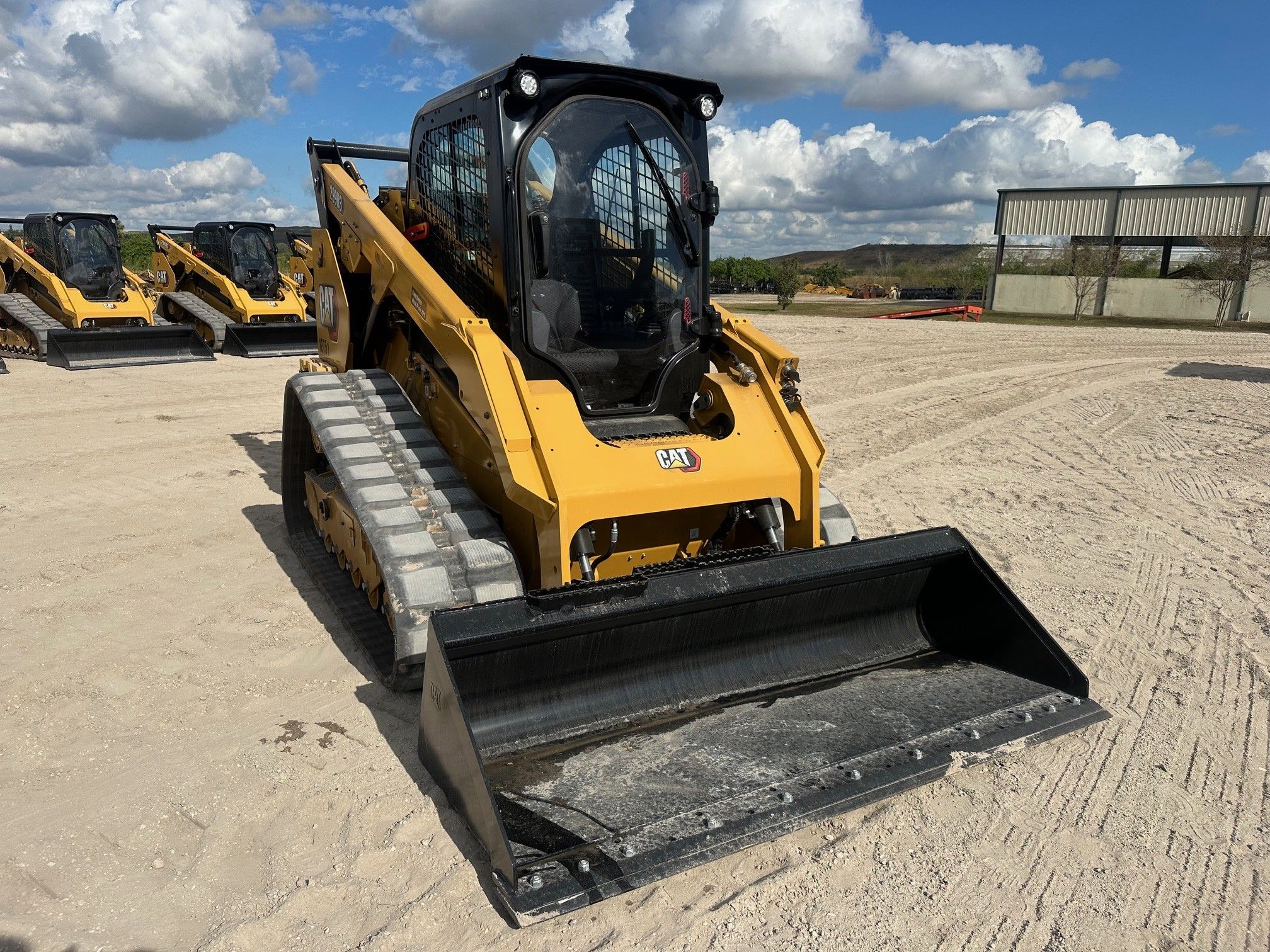 2024 CAT 299D3 Photo 6 Thumbnail