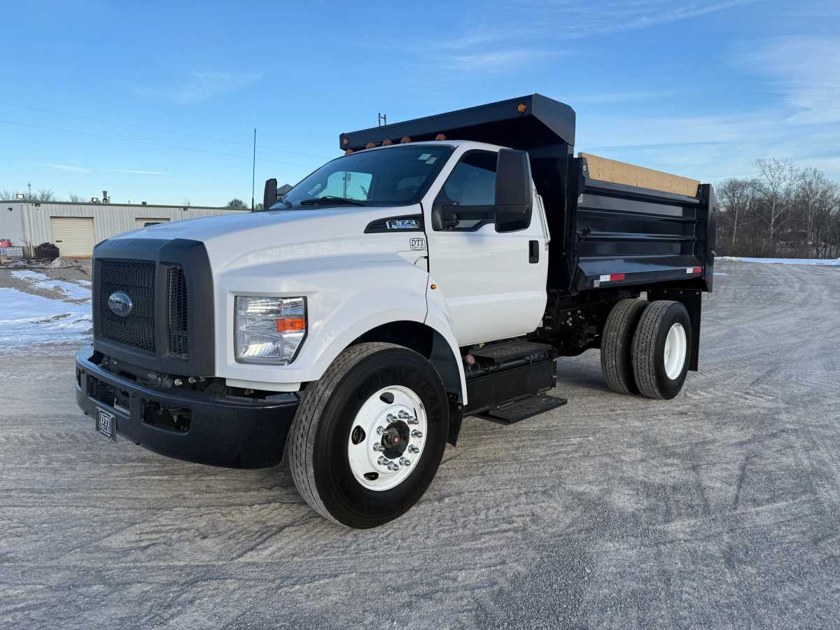 2022 FORD F650 S/A Photo 1