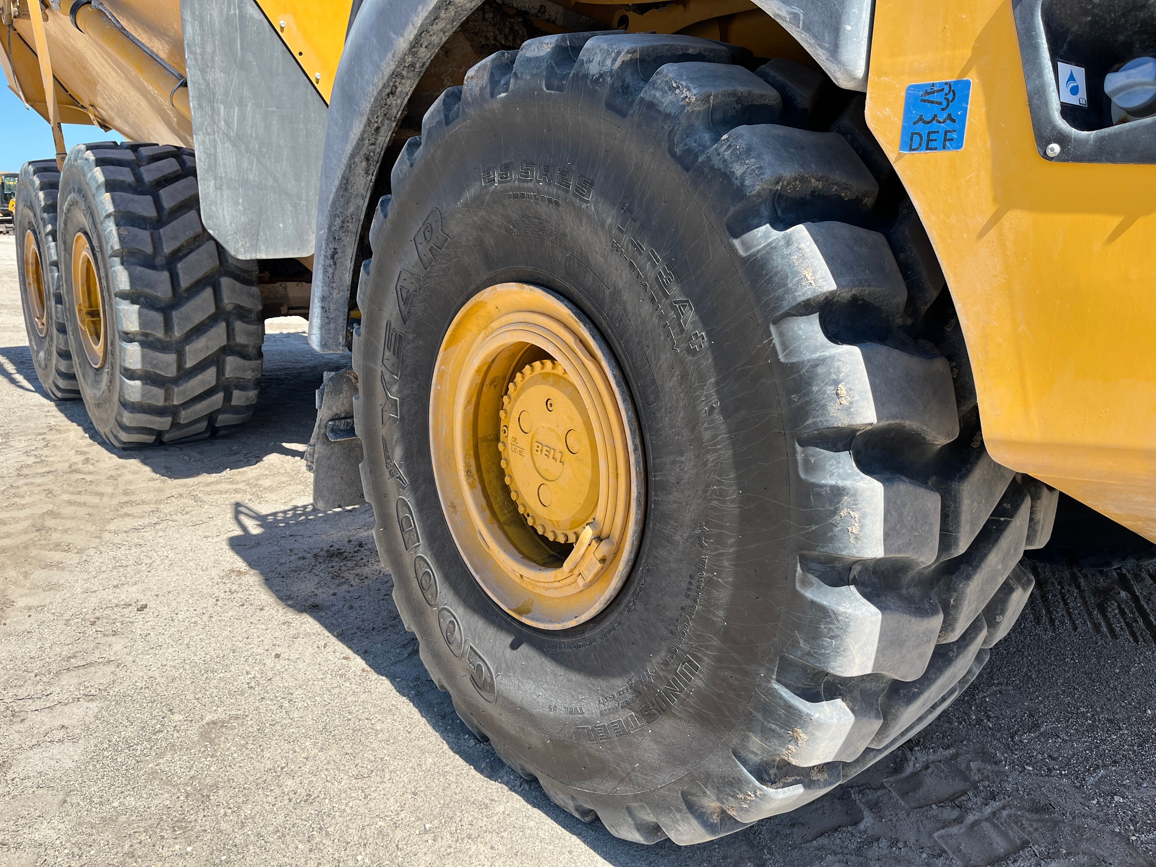 2025 BELL B45E Photo 16 Thumbnail