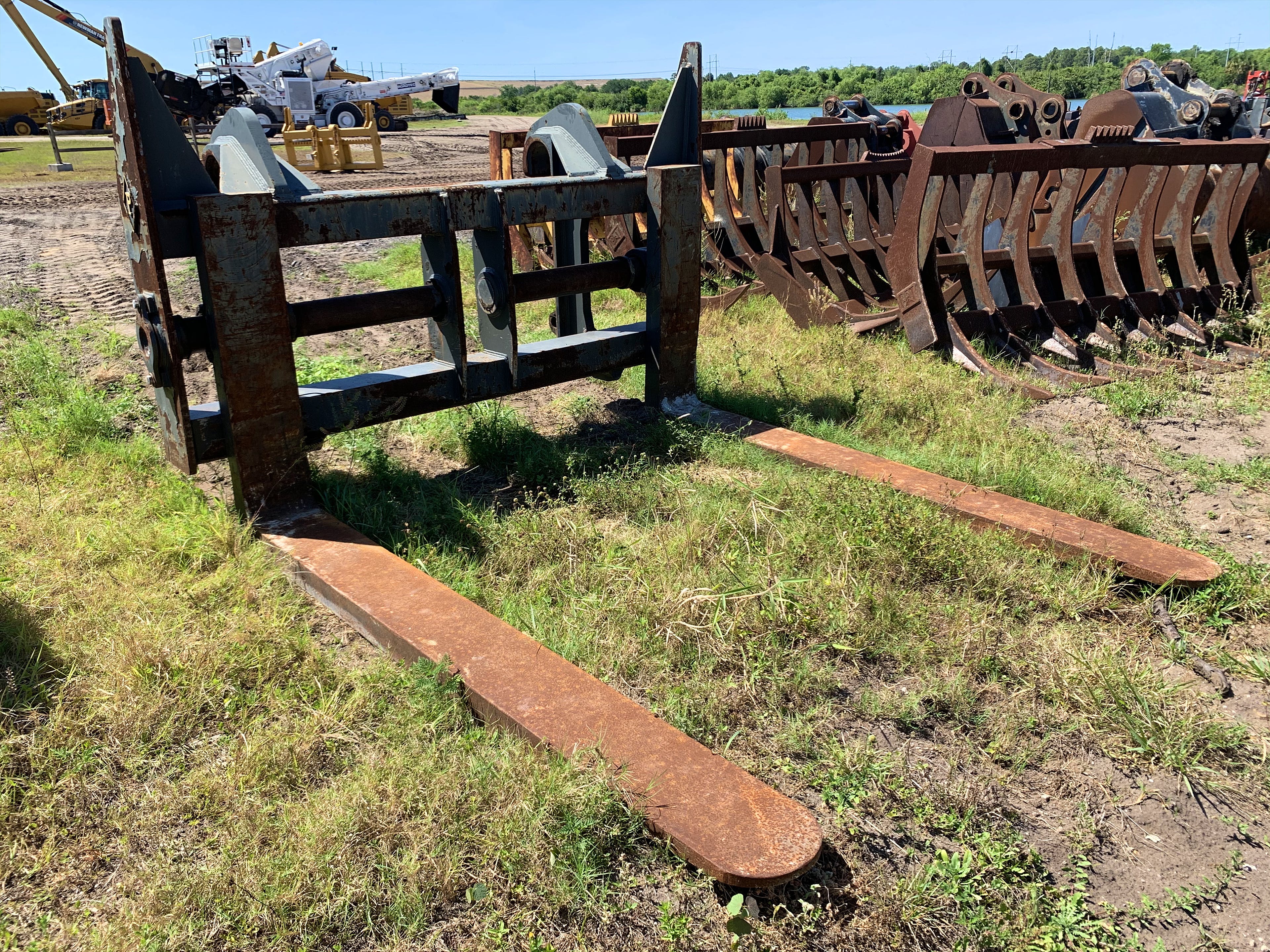 FORKS FOR BALDERSON L800 COUPLER Photo 4 Thumbnail