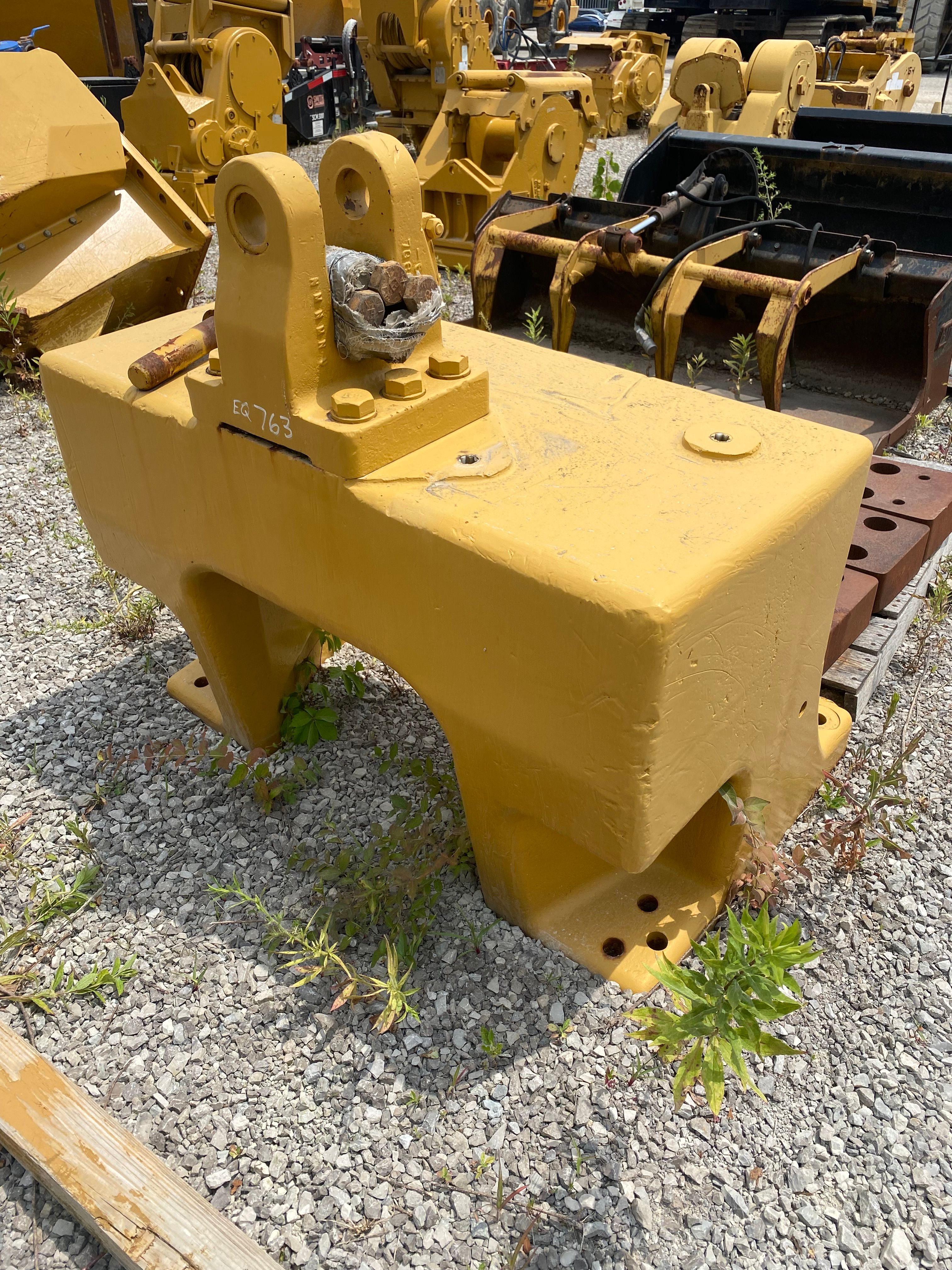 CAT D8N/R/T COUNTERWEIGHT Photo 1 Thumbnail