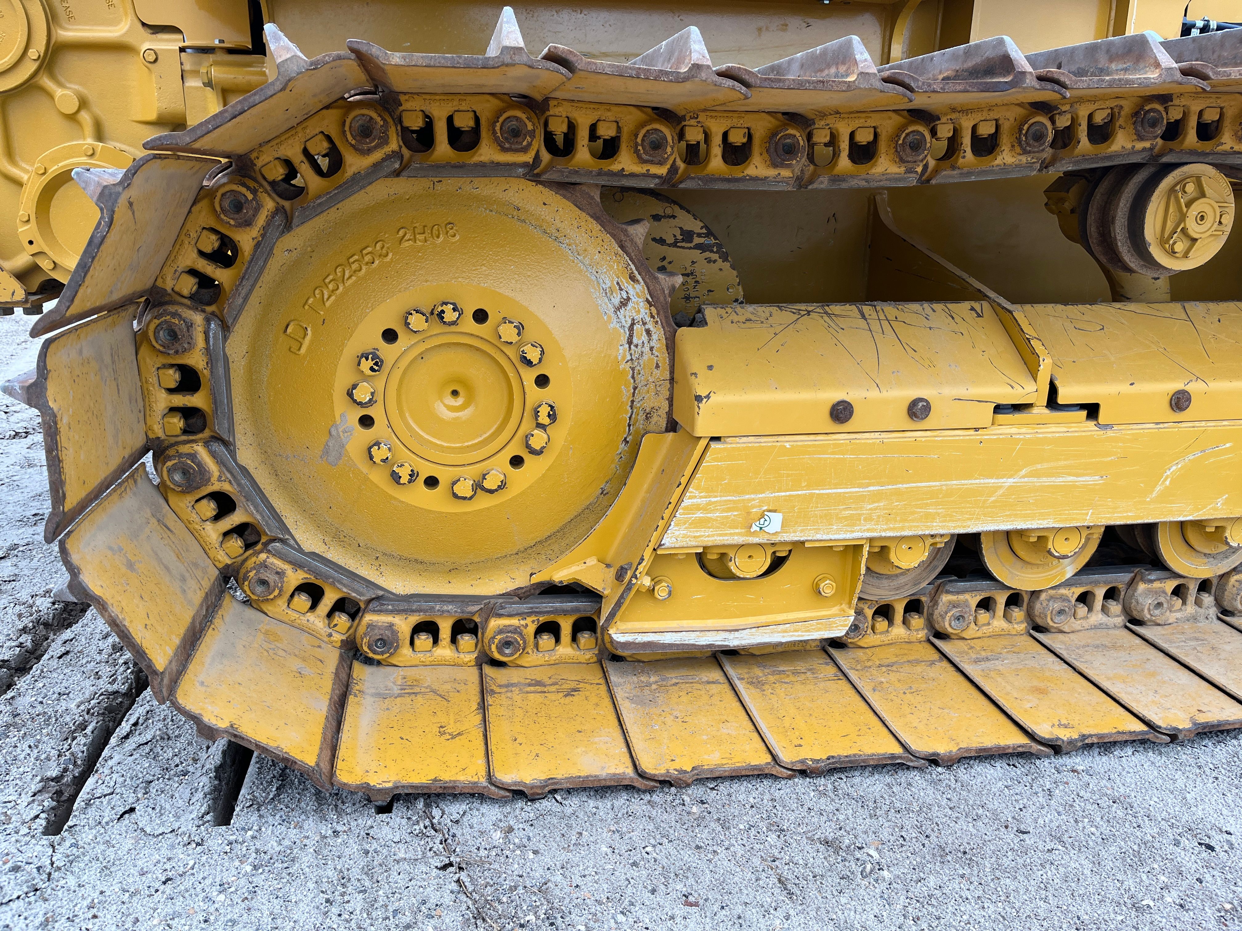 2023 JOHN DEERE 650 P-TIER Photo 15 Thumbnail