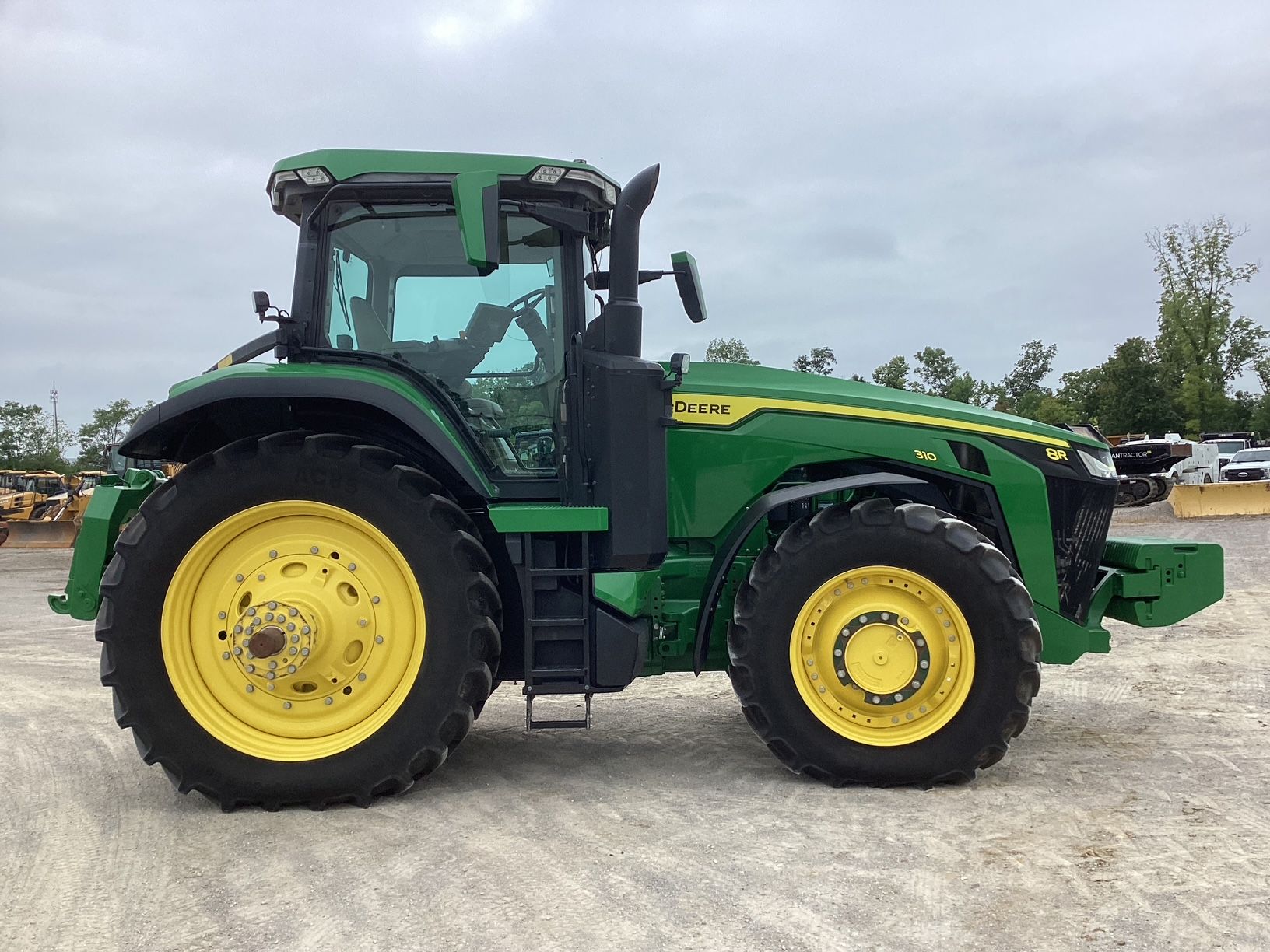 2022 JOHN DEERE 8R 310 Photo 7 Thumbnail
