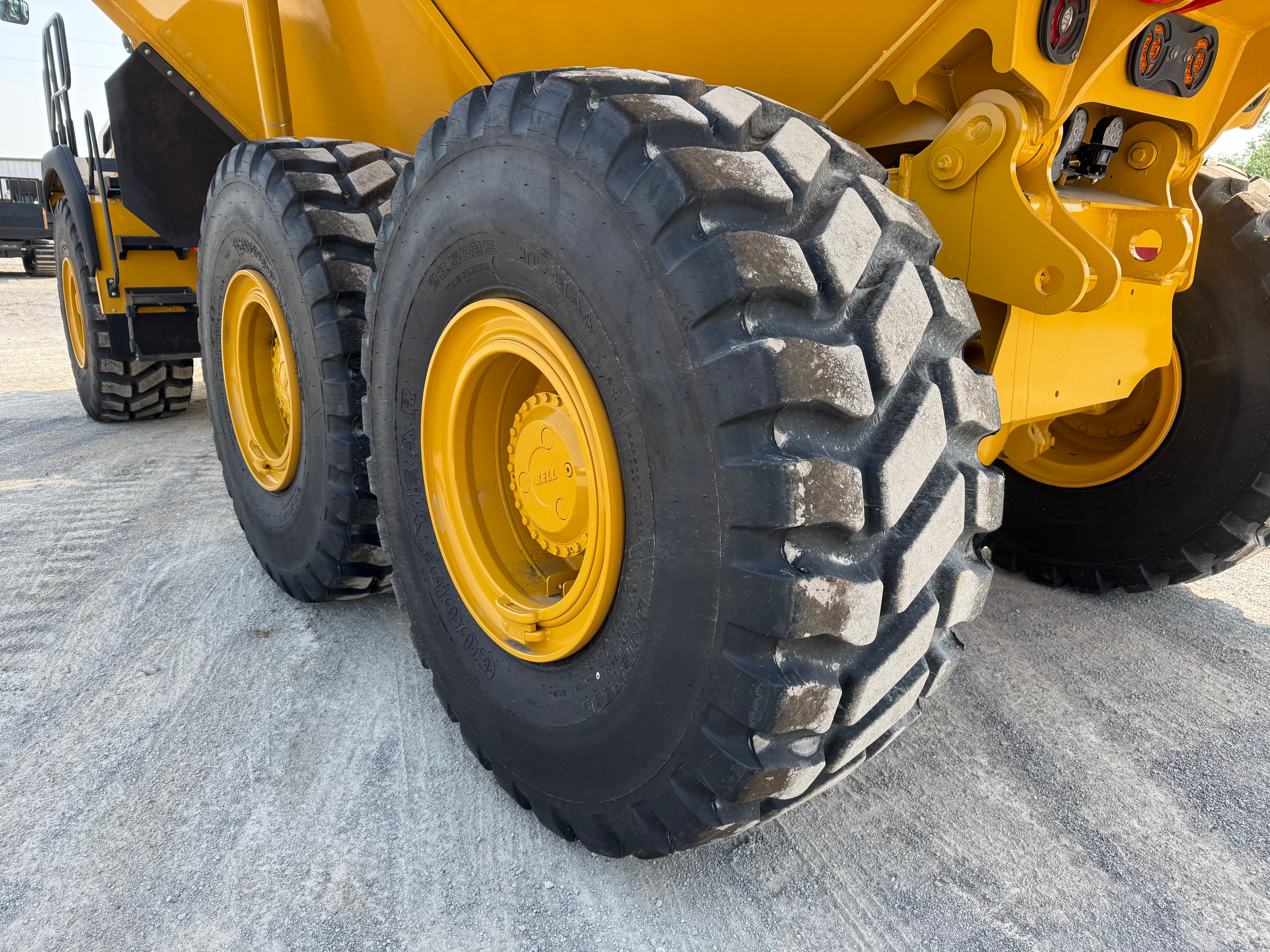 2025 BELL B30E Photo 6 Thumbnail