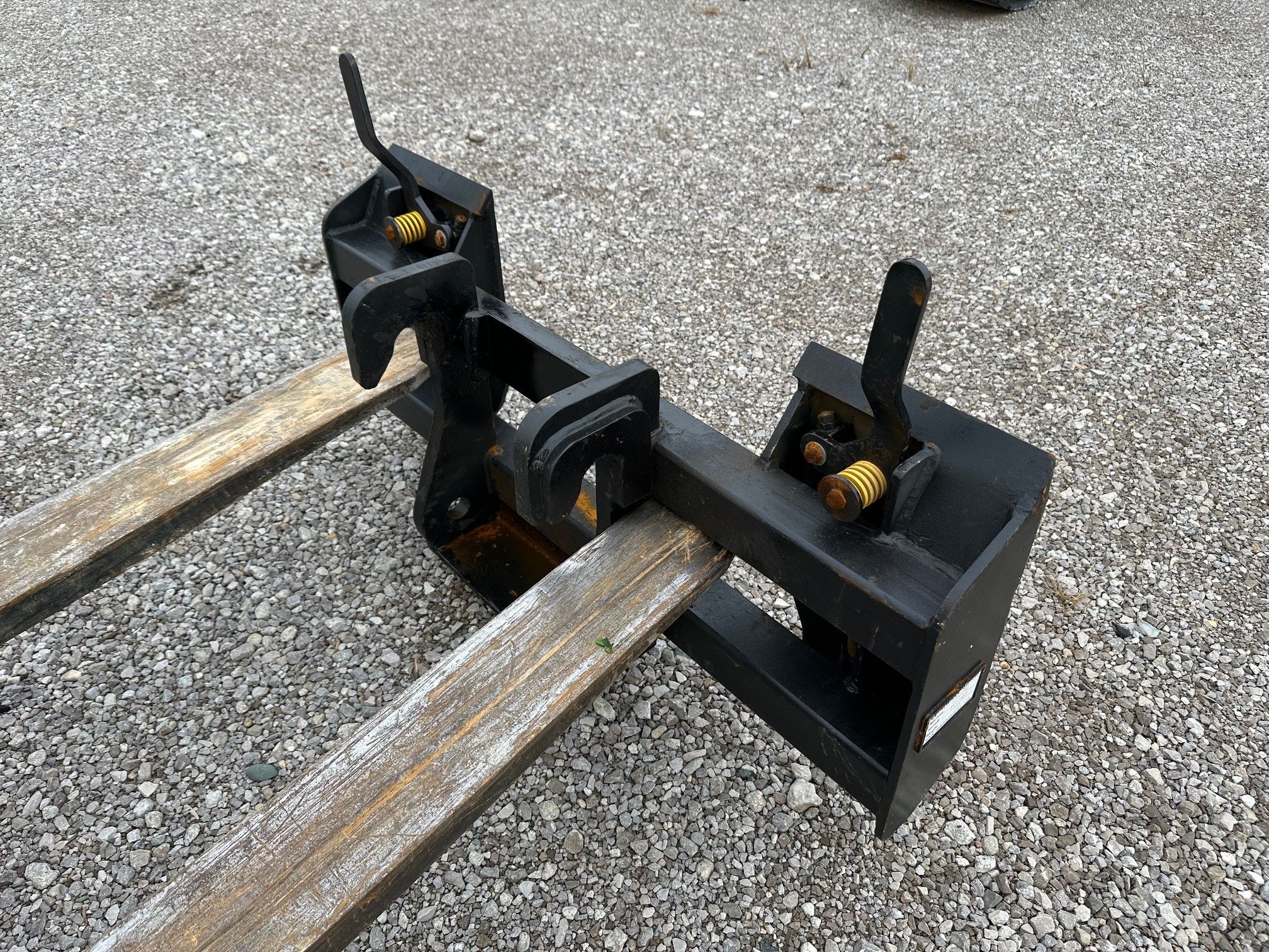 SKID STEER ADAPTER PLATE FOR SANY TELEHANDLER Photo 4 Thumbnail