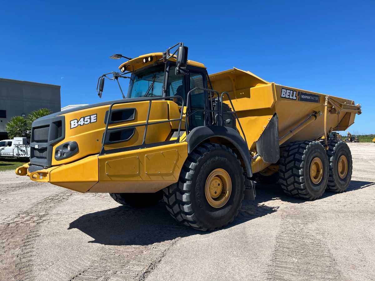 2025 BELL B45E Photo 1