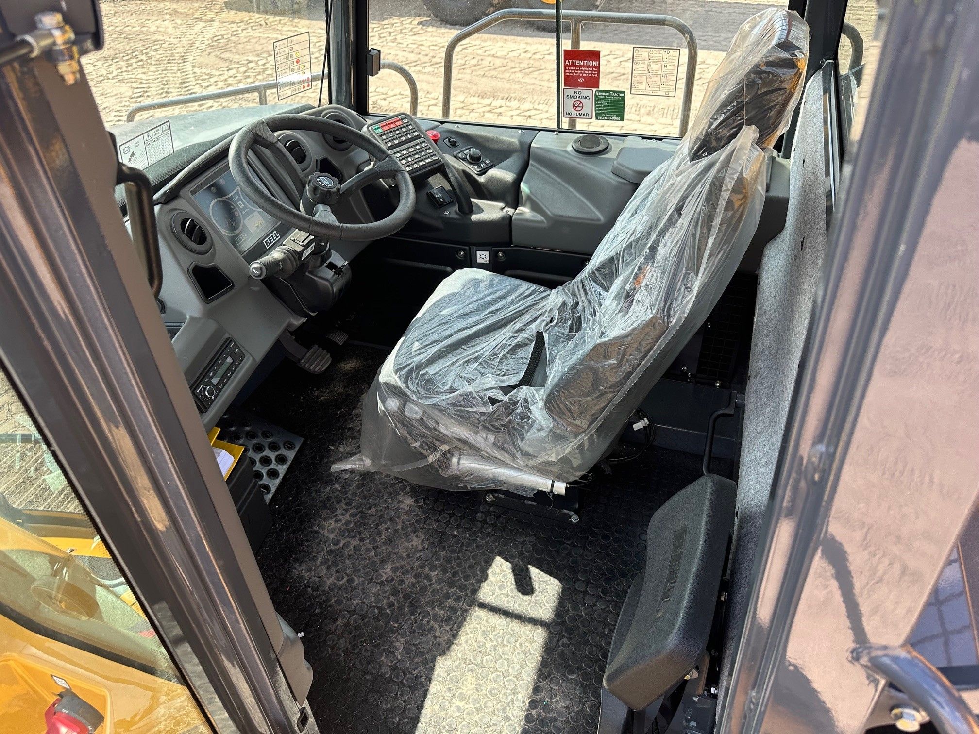 2025 BELL B45E Photo 7 Thumbnail