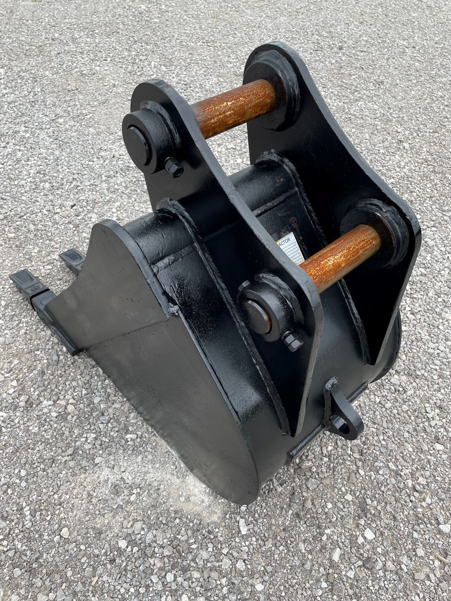 18" BUCKET FOR SY50U Photo 2 Thumbnail