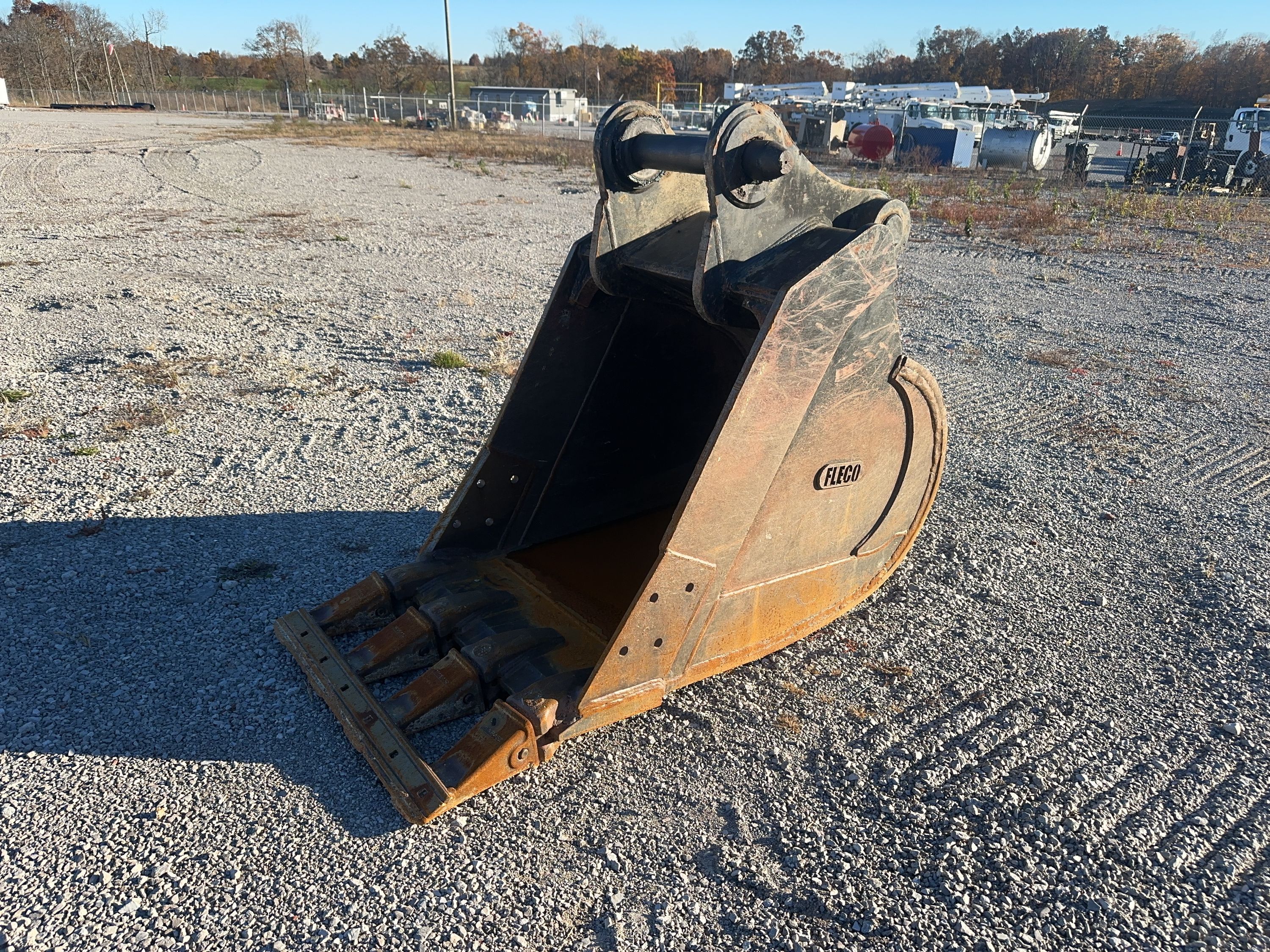 36" BUCKET FOR SY365C Photo 1 Thumbnail