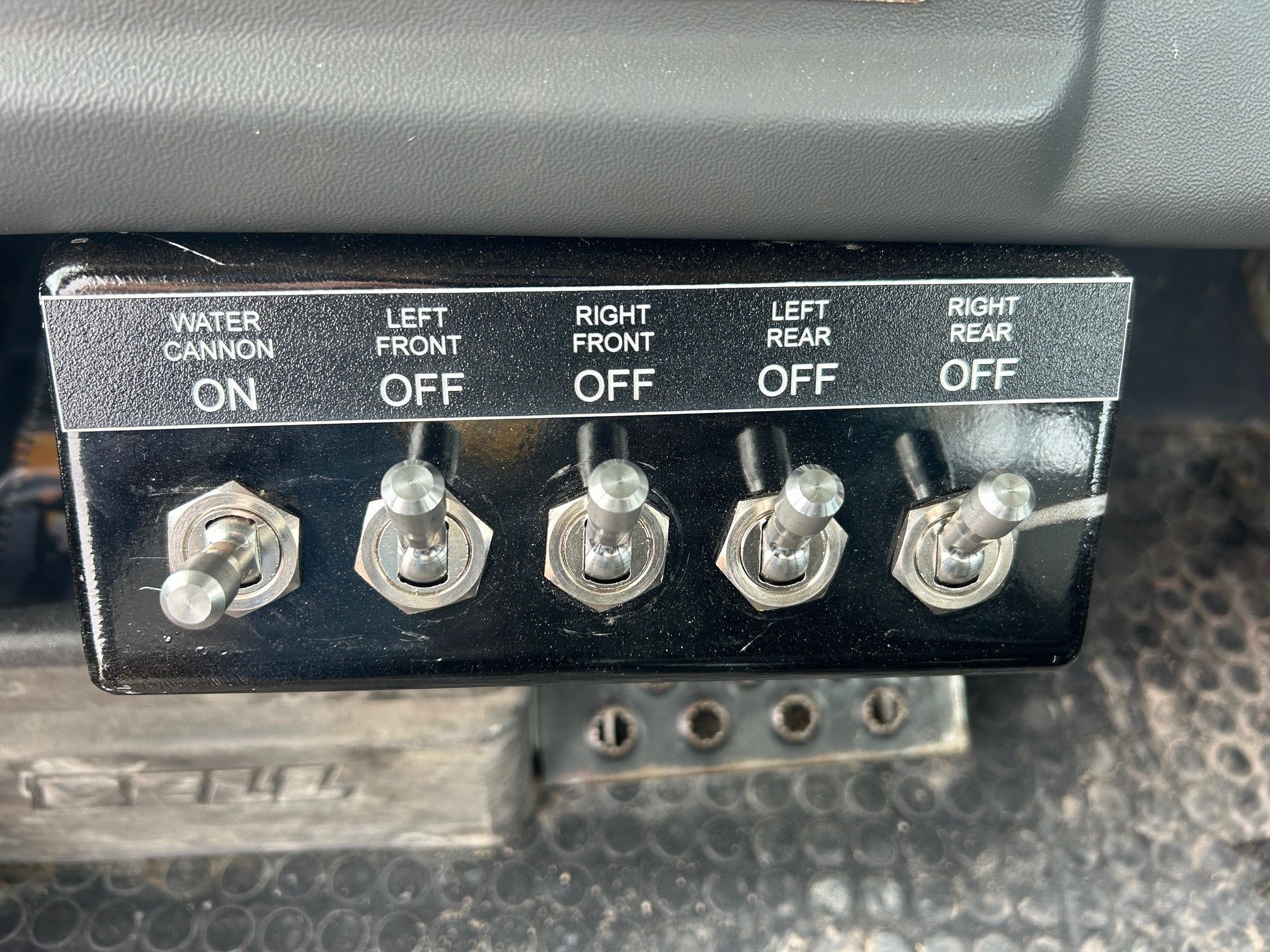 2021 BELL B30E Photo 10 Thumbnail