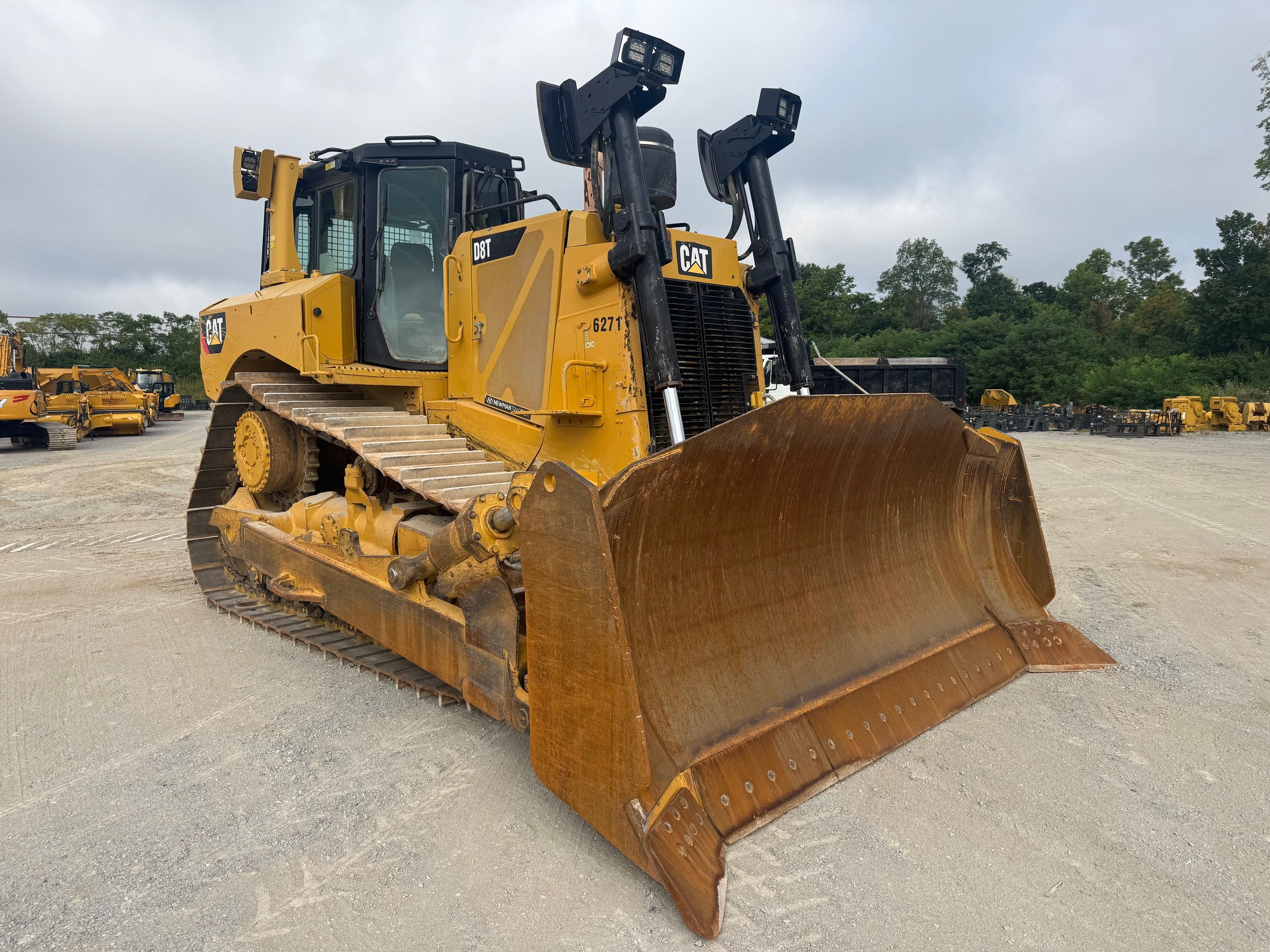 2017 CAT D8T Photo 6 Thumbnail