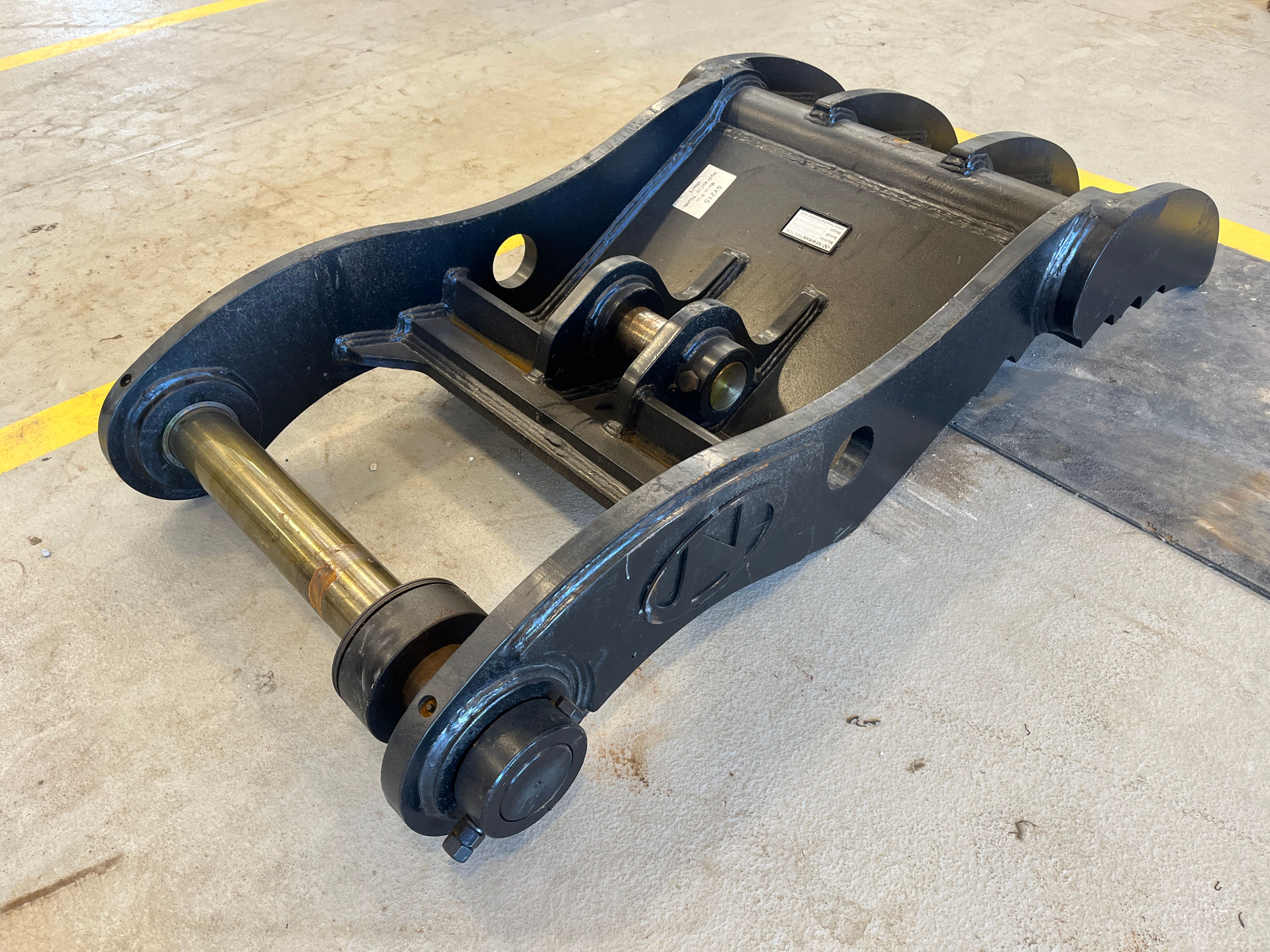 THS THUMB SHORT (NO QUICK COUPLER) FOR SY215C Photo 3 Thumbnail