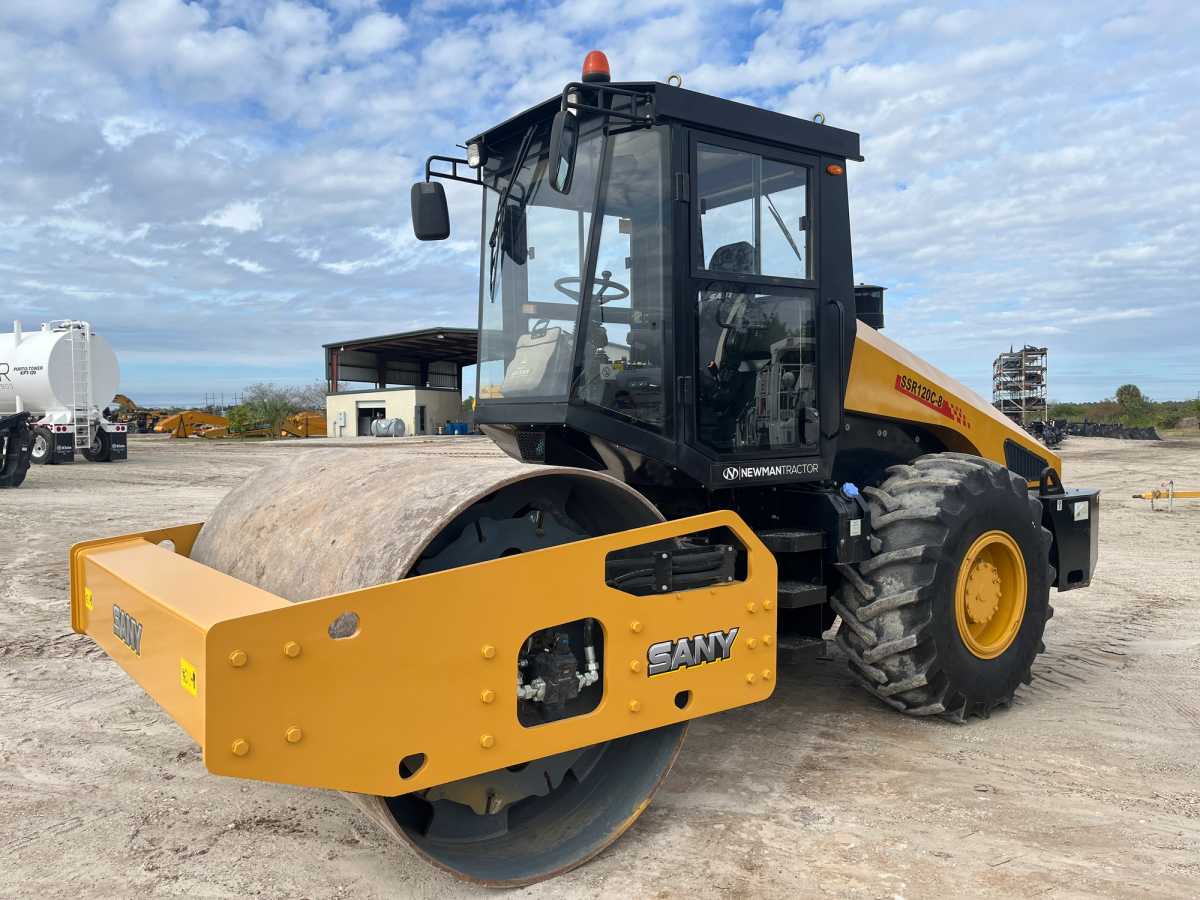 2022 SANY SANY SSR120C-8 COMPACTION SINGLE DRUM ROLLER Photo 1