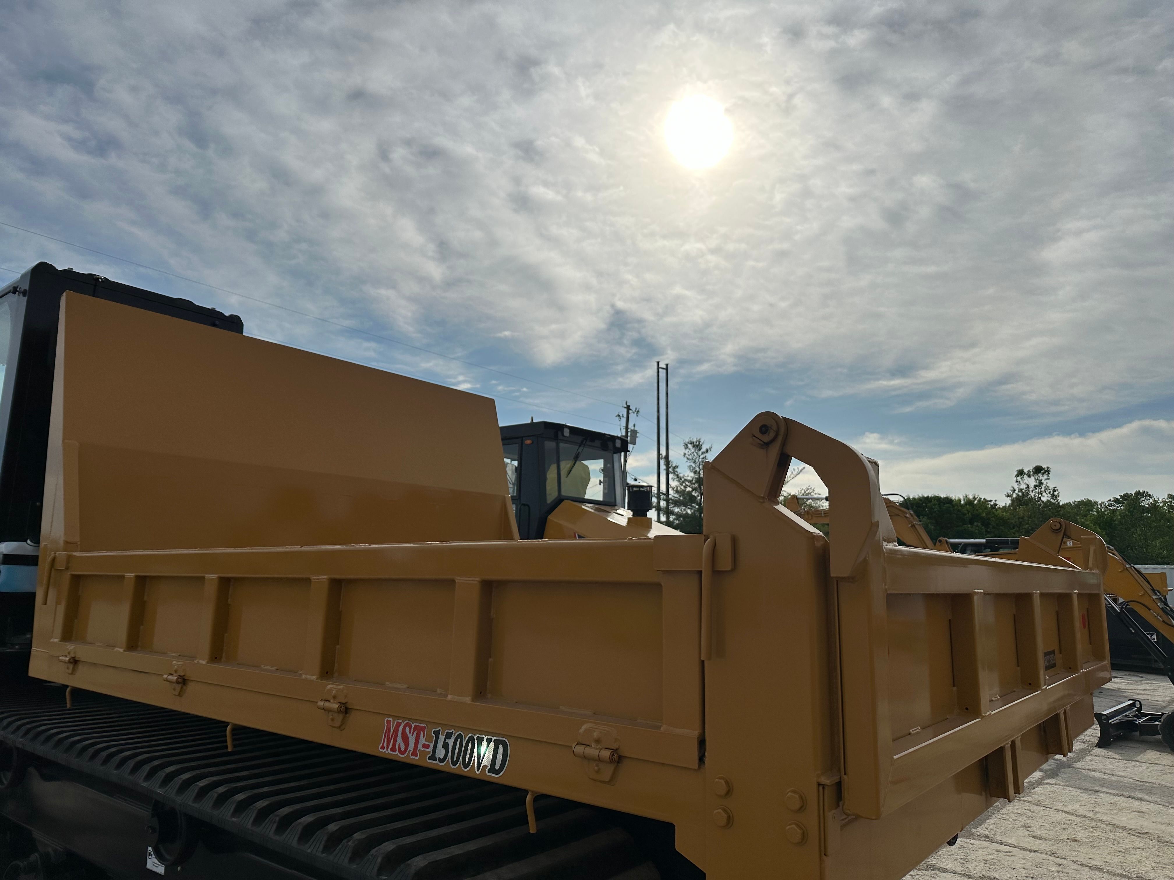 MOROOKA MST 1500VD CRAWLER CARRIER CONVERTIBLE BED Photo 4 Thumbnail