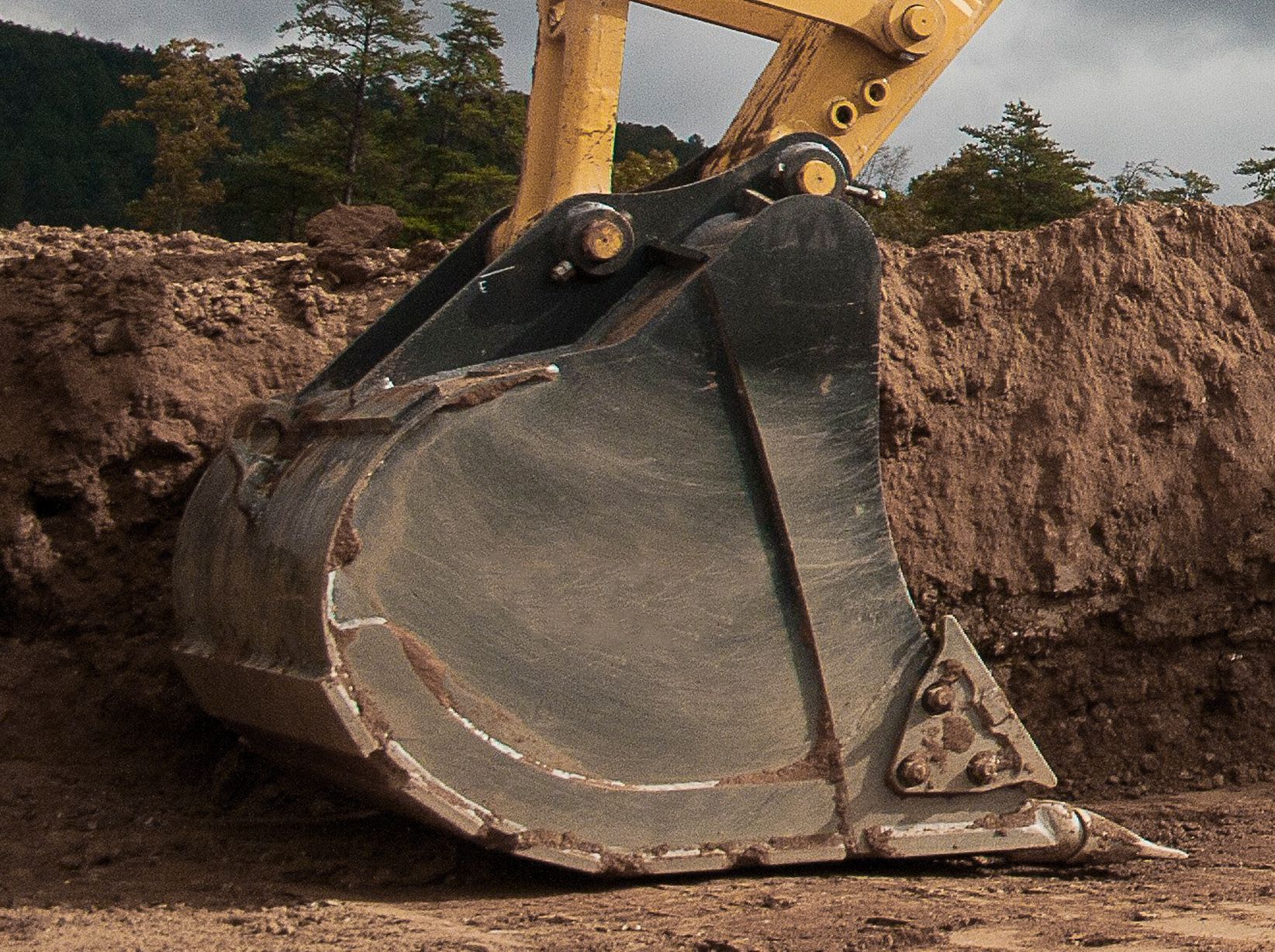 heavy-equipment-attachments-for-sale  - Background Image