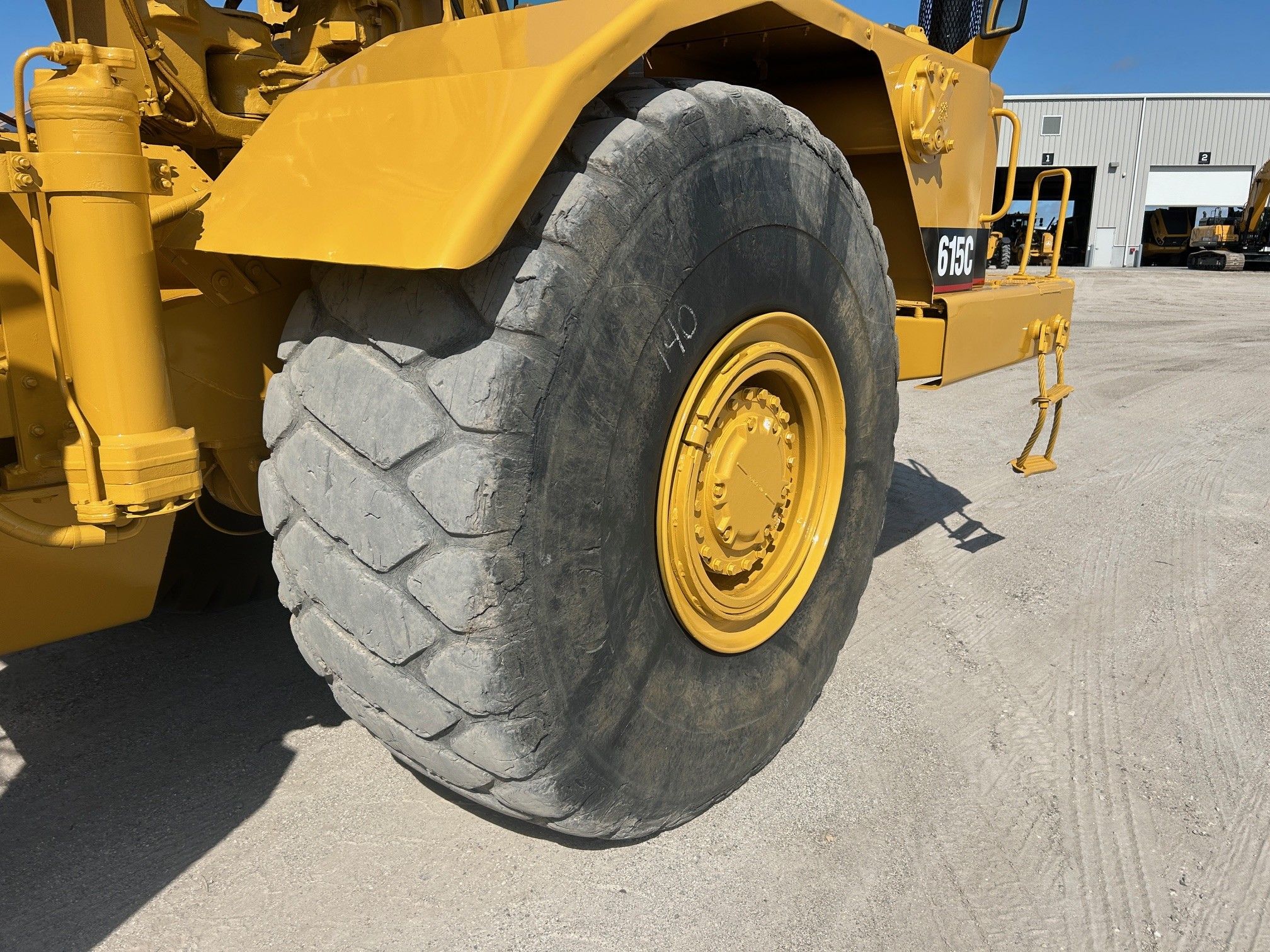 1990 CAT 615C Photo 13 Thumbnail