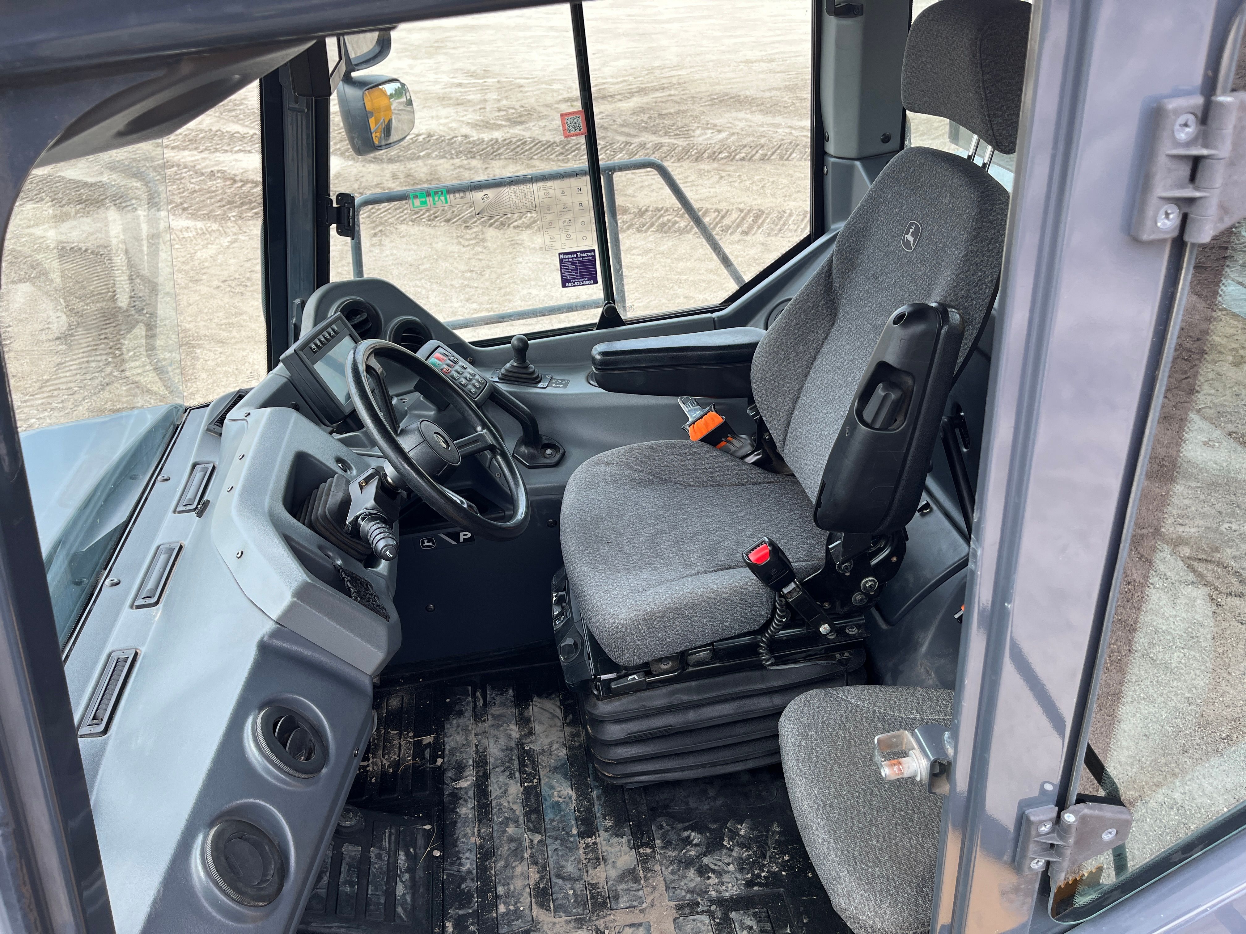 2023 JOHN DEERE 460P Photo 7 Thumbnail