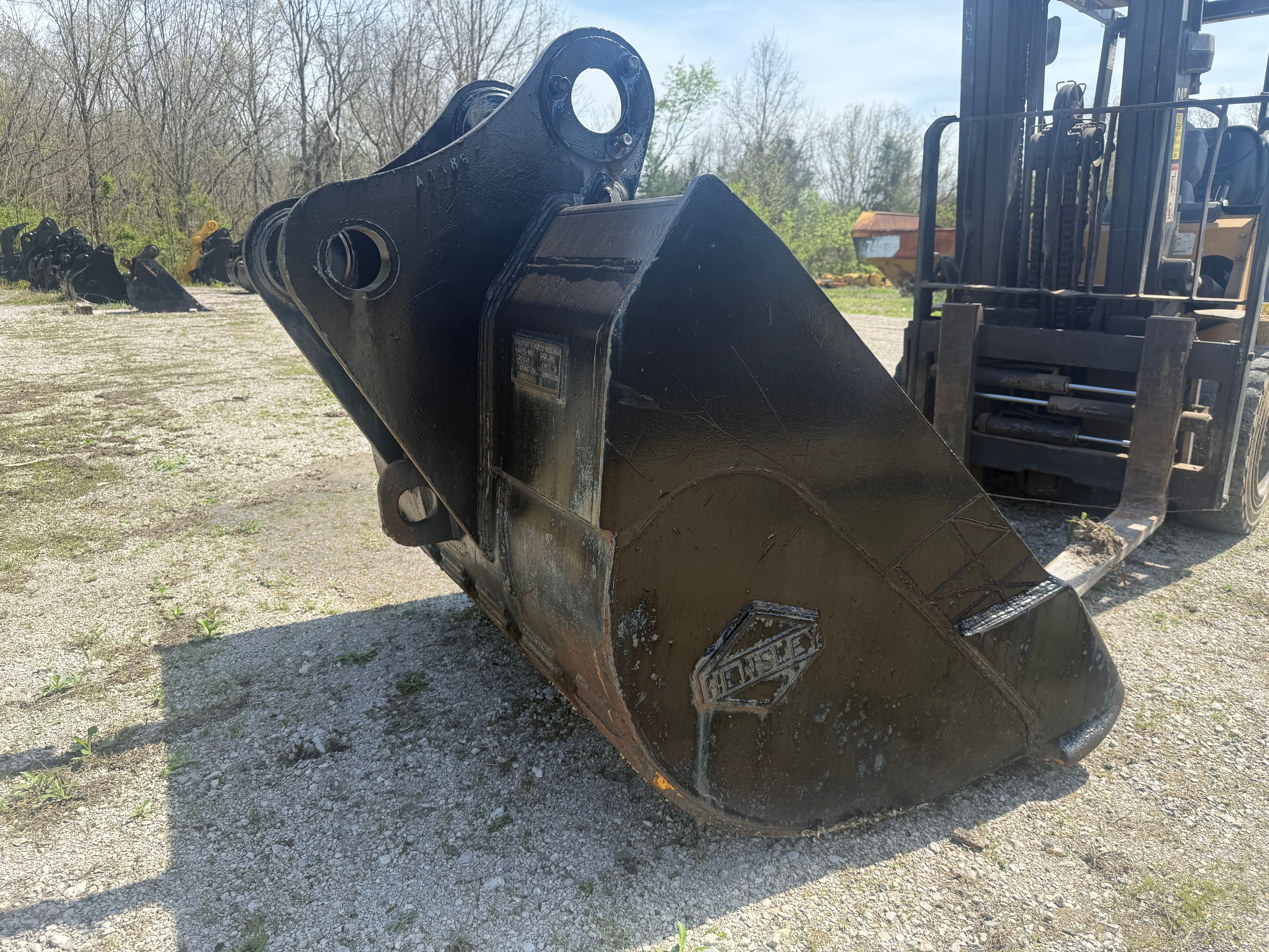 USED HENSLEY 60" DITCH BUCKET Photo 2 Thumbnail