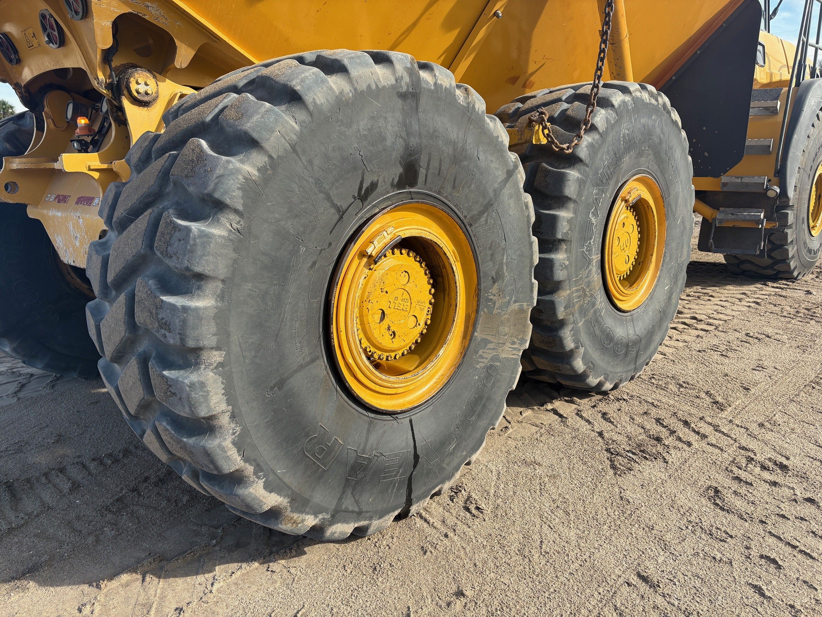 2019 BELL B40E Photo 10 Thumbnail