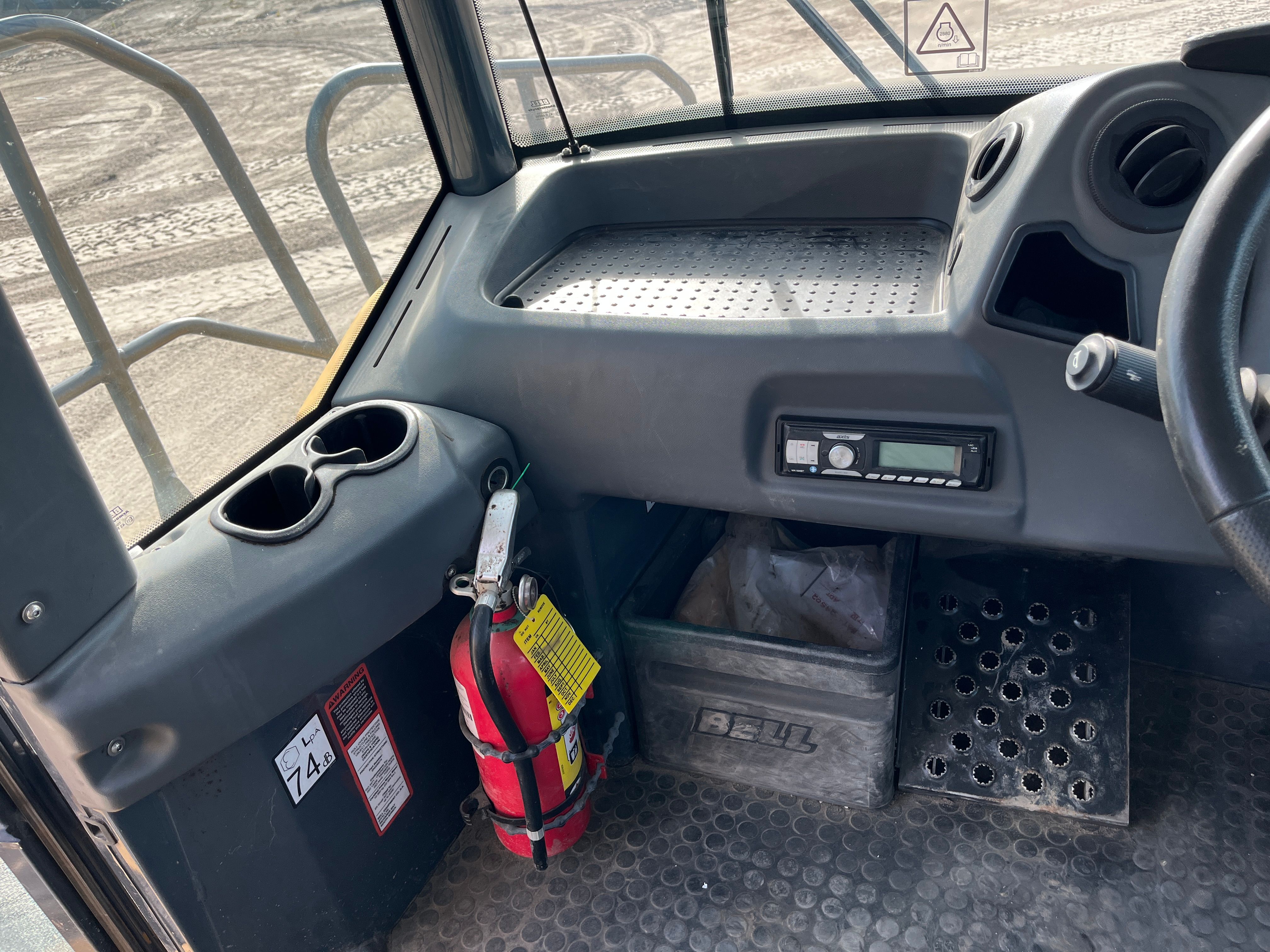 2020 BELL B30E Photo 8 Thumbnail