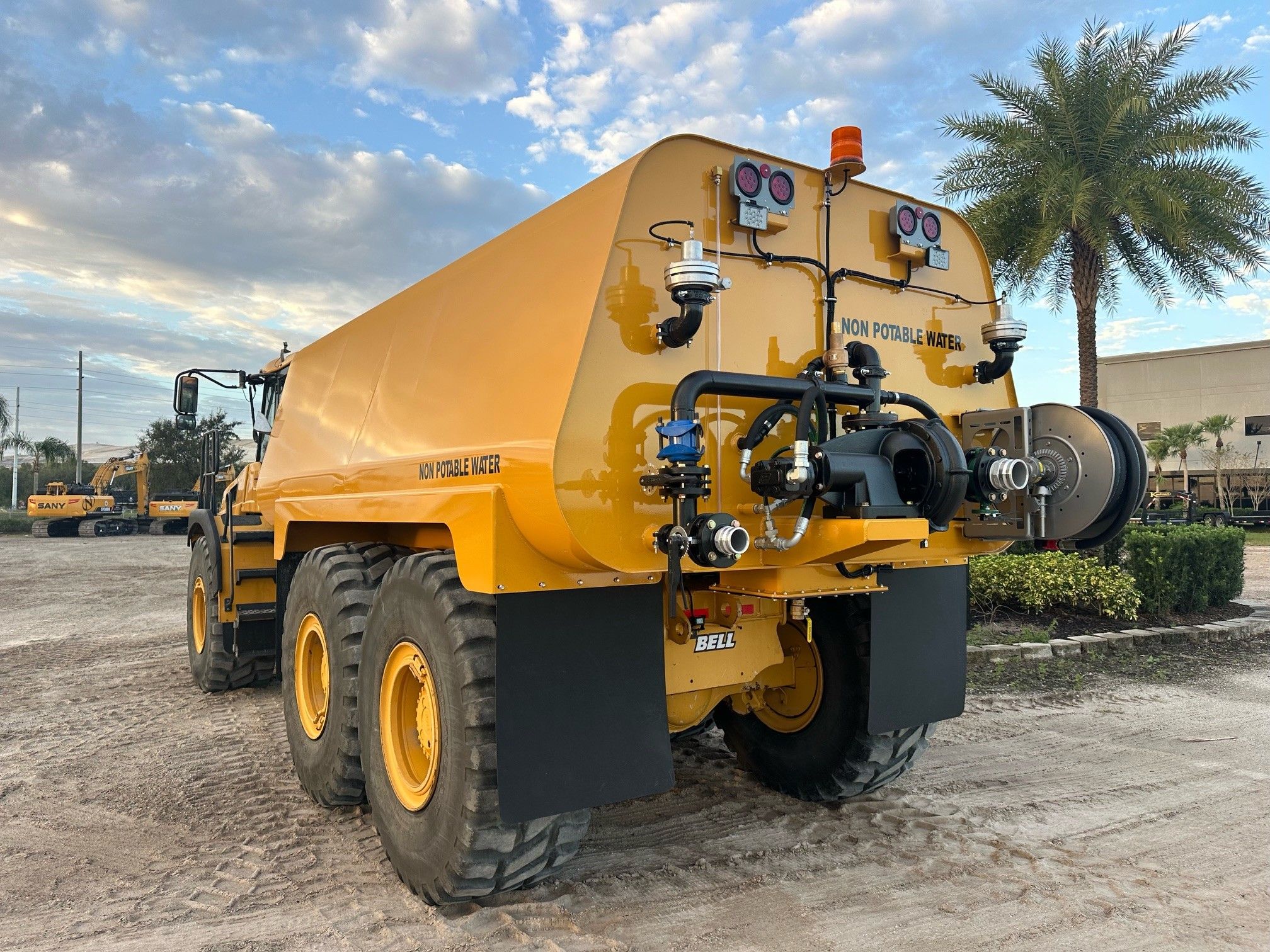 2021 BELL B25E Photo 3 Thumbnail