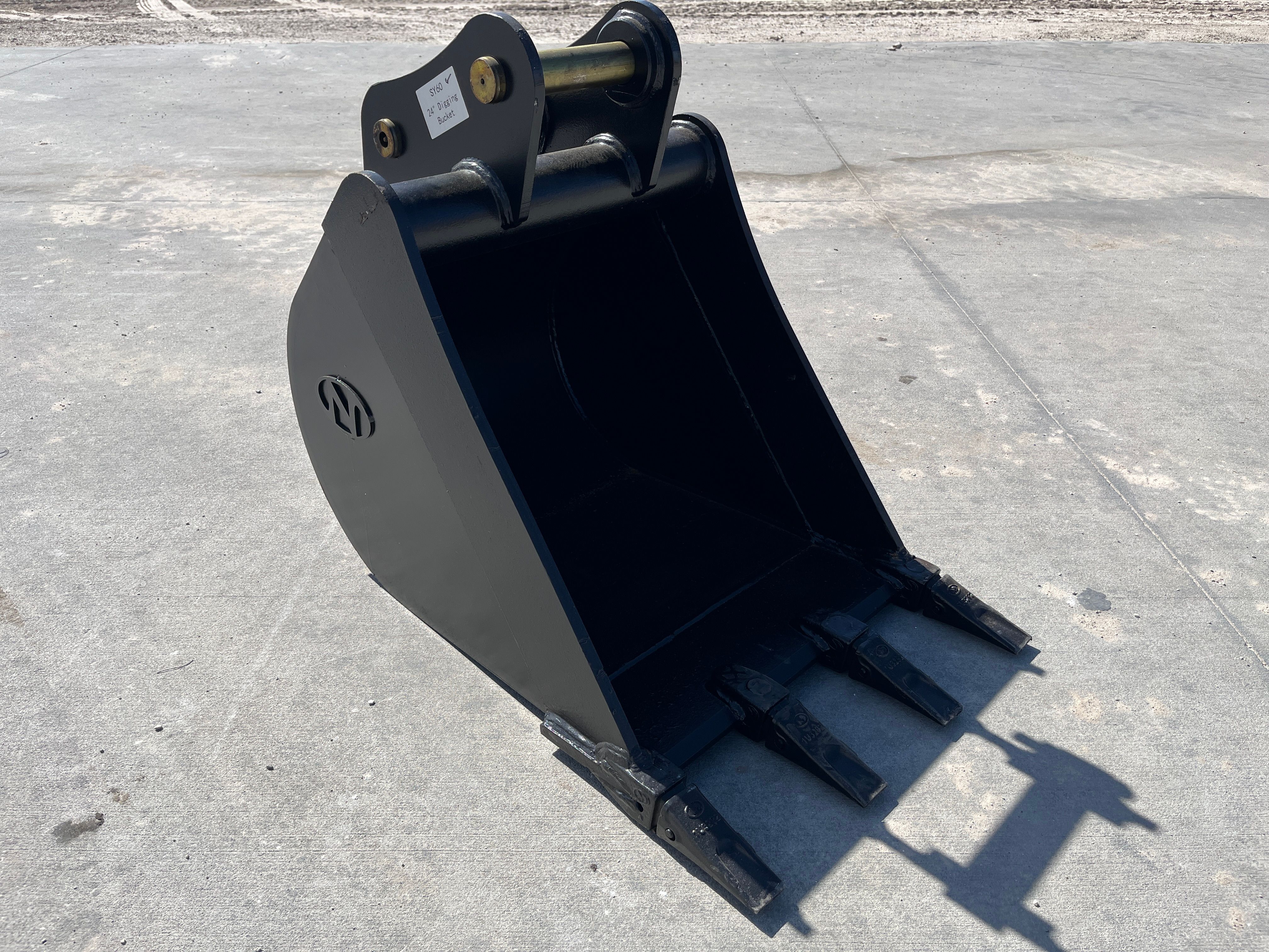 24" BUCKET FOR SY60C Photo 4 Thumbnail