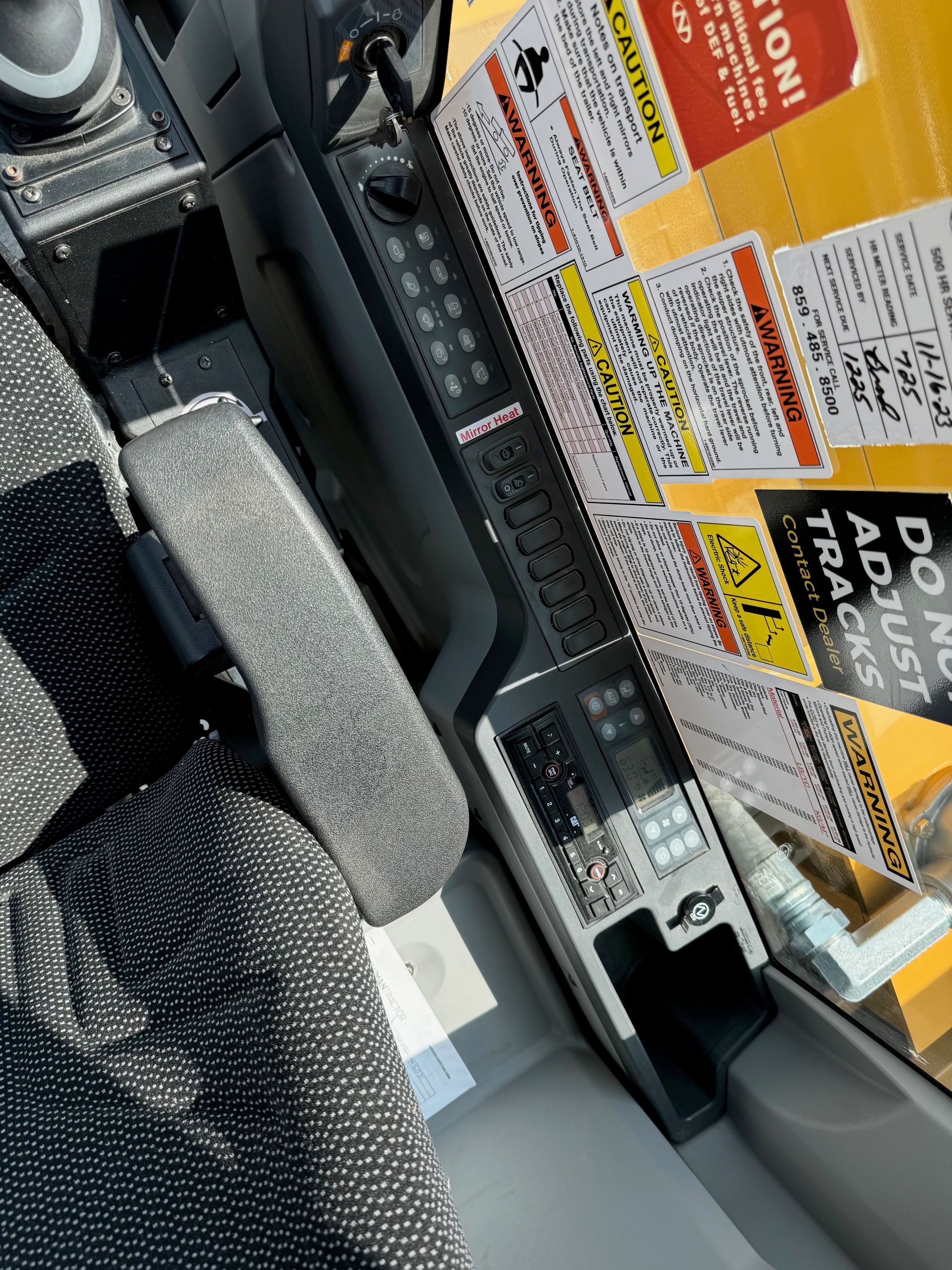 2023 MOROOKA MST 2200VDR Photo 8 Thumbnail