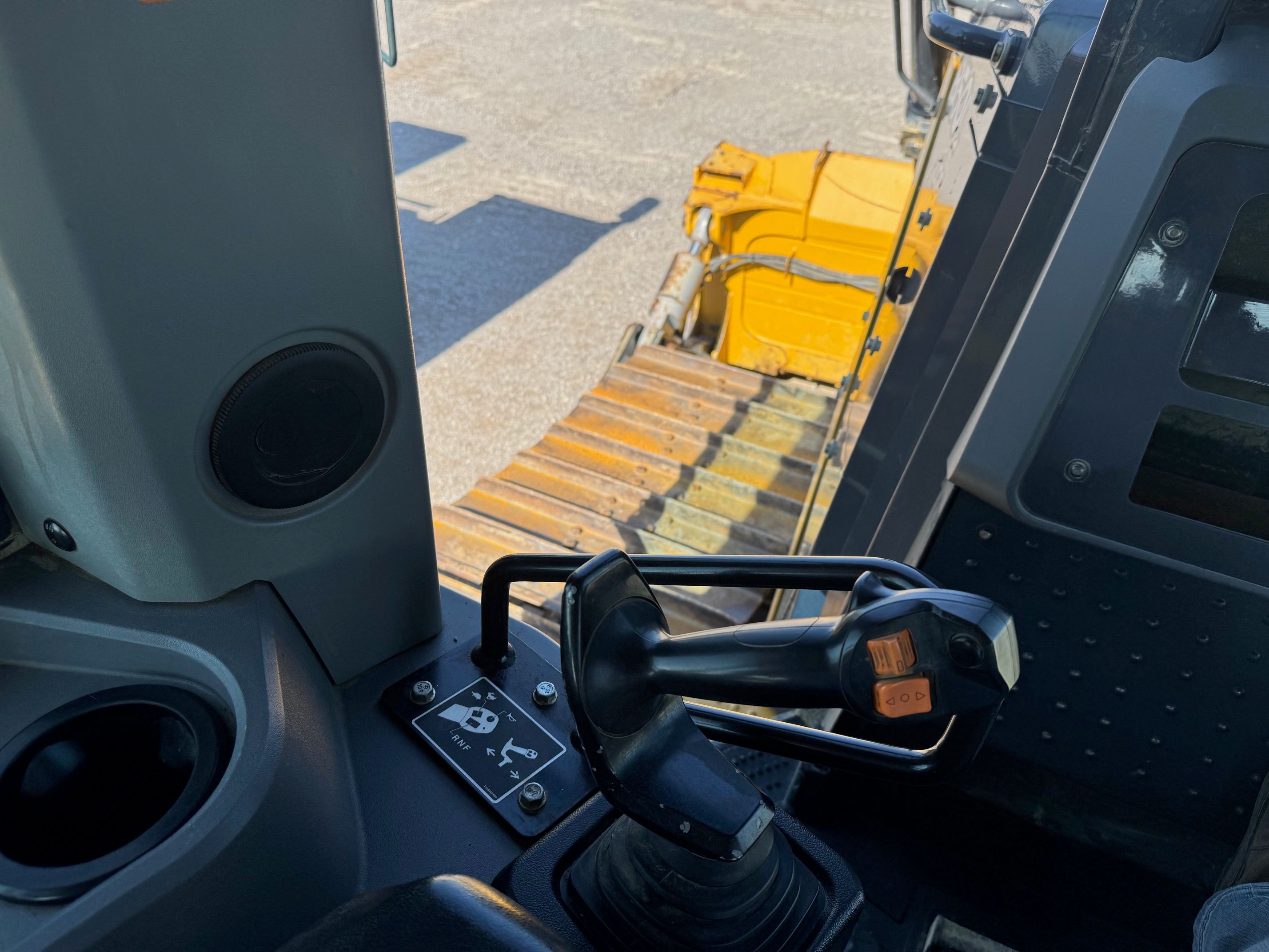 2022 JOHN DEERE 850L LGP Photo 12 Thumbnail