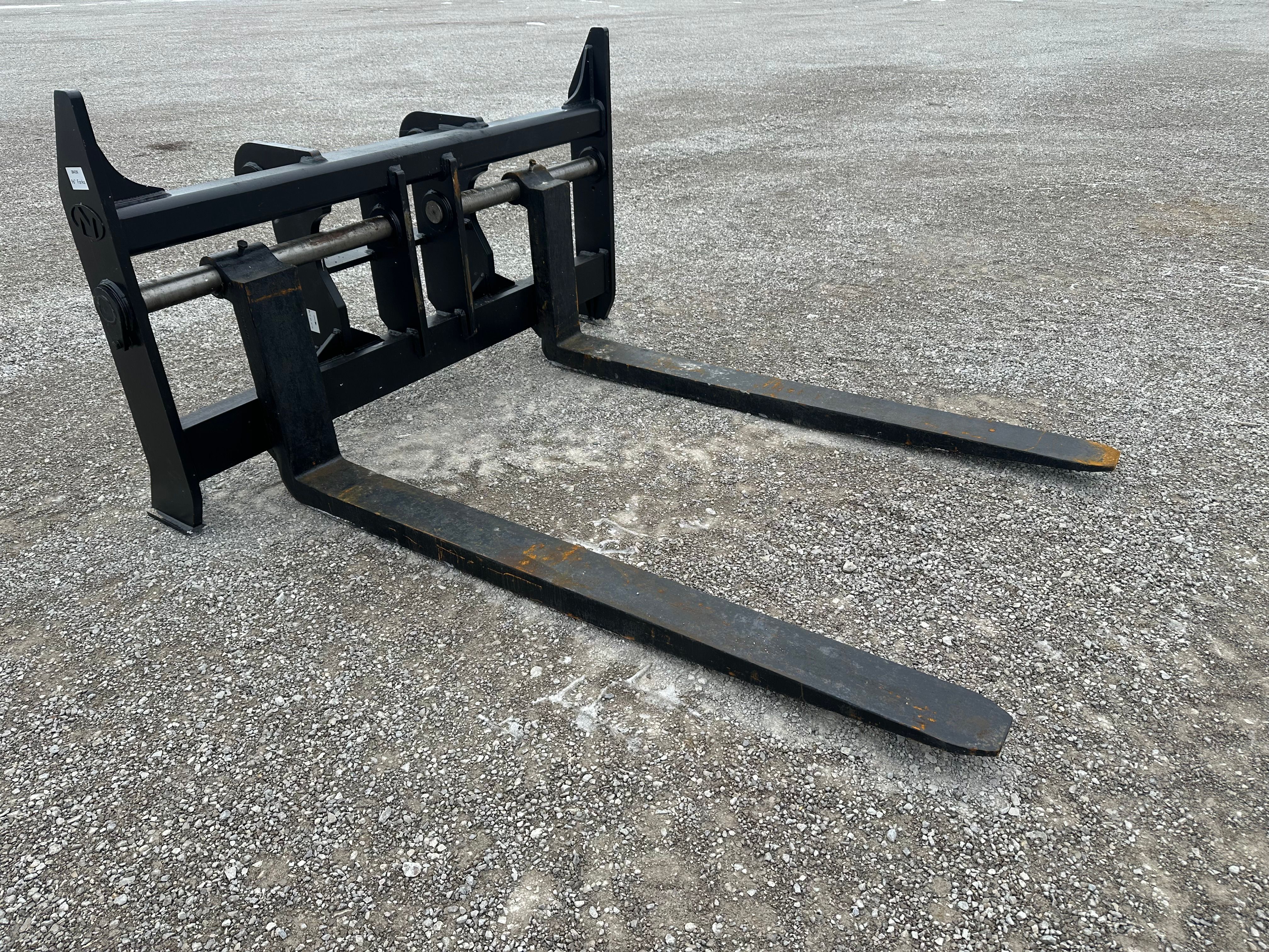 96" FORKS FOR JRB418 COUPLER Photo 3 Thumbnail