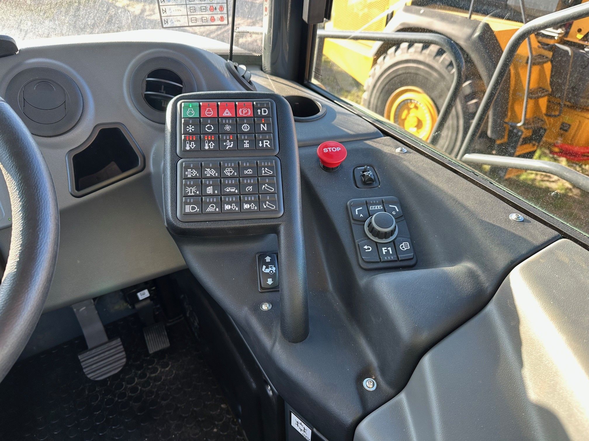 2025 BELL B45E Photo 9 Thumbnail