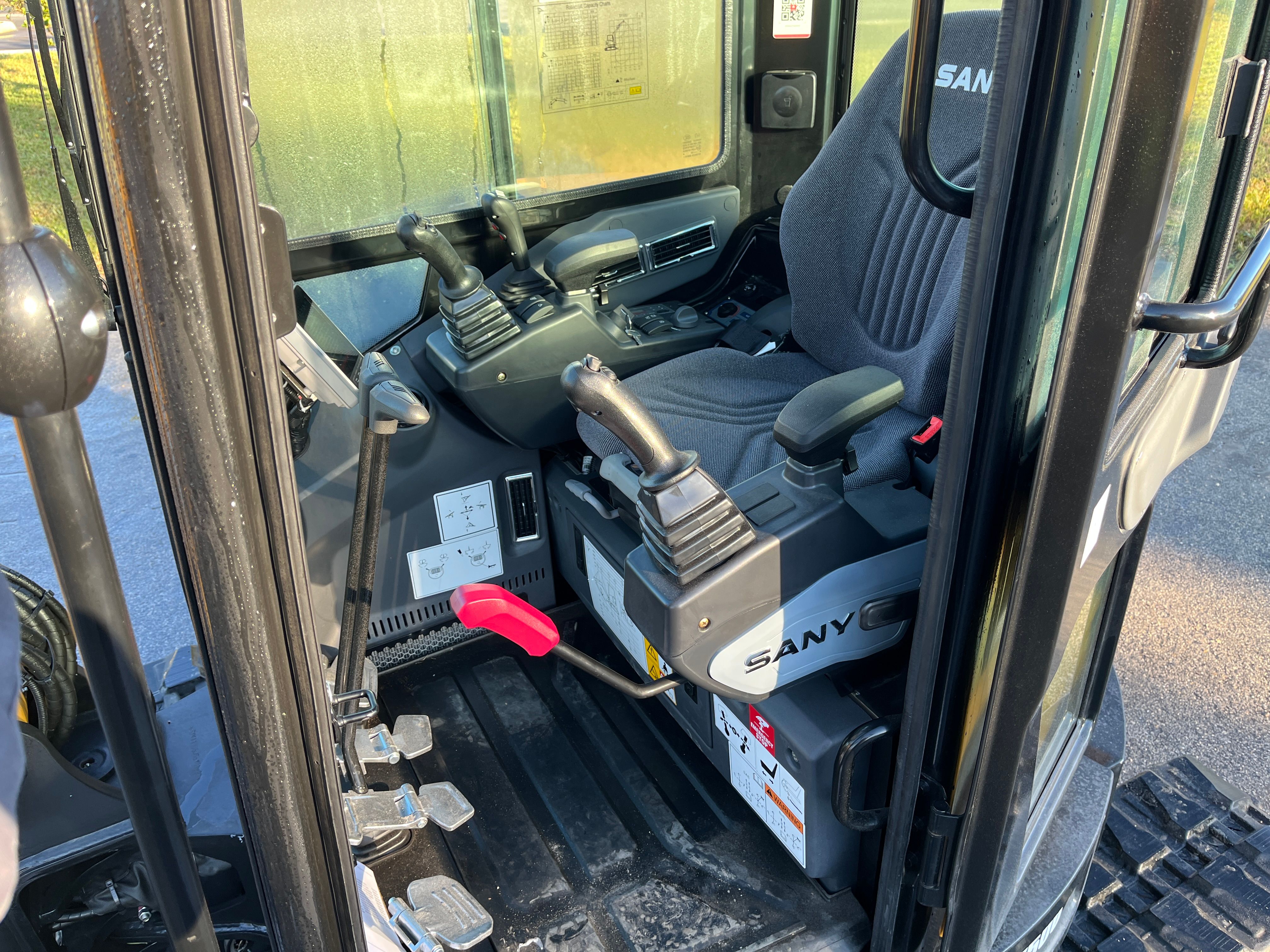 2025 SANY SY50U Photo 7 Thumbnail