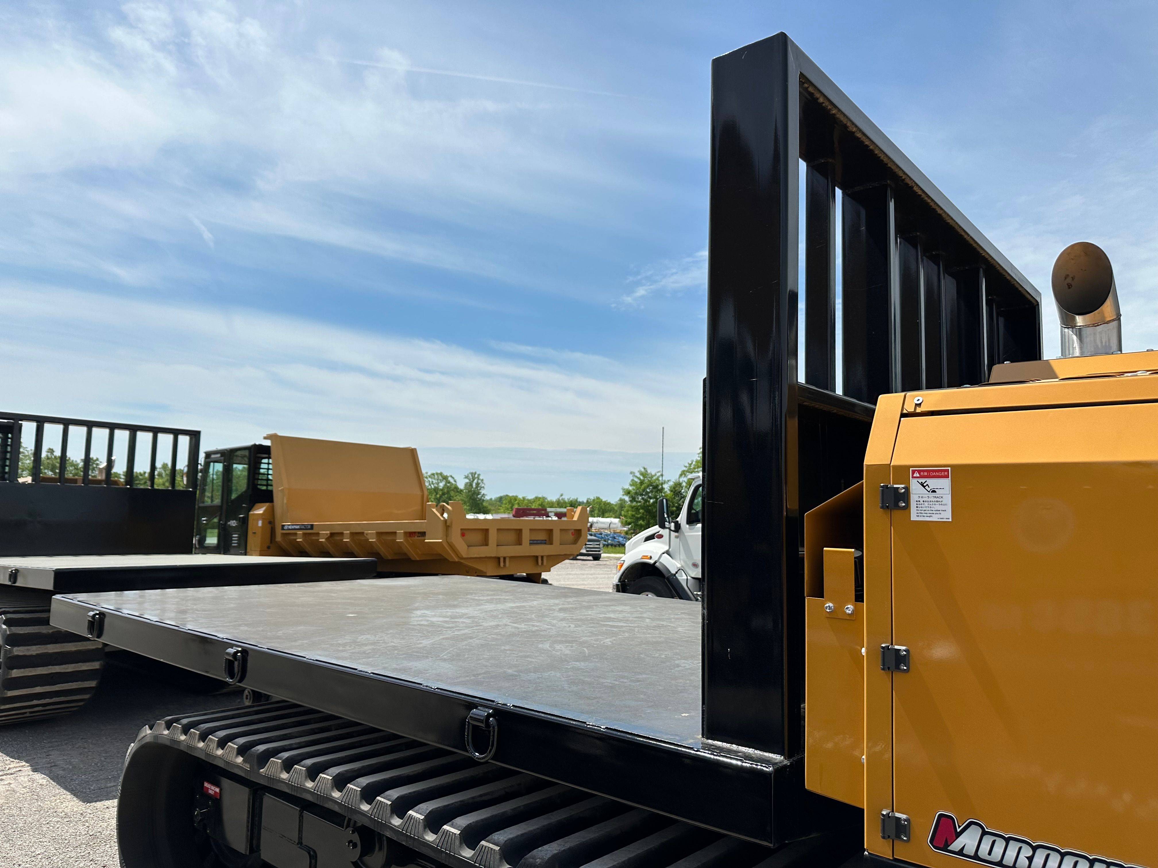 MOROOKA MST 110C CRAWLER CARRIER FLAT BED Photo 3 Thumbnail